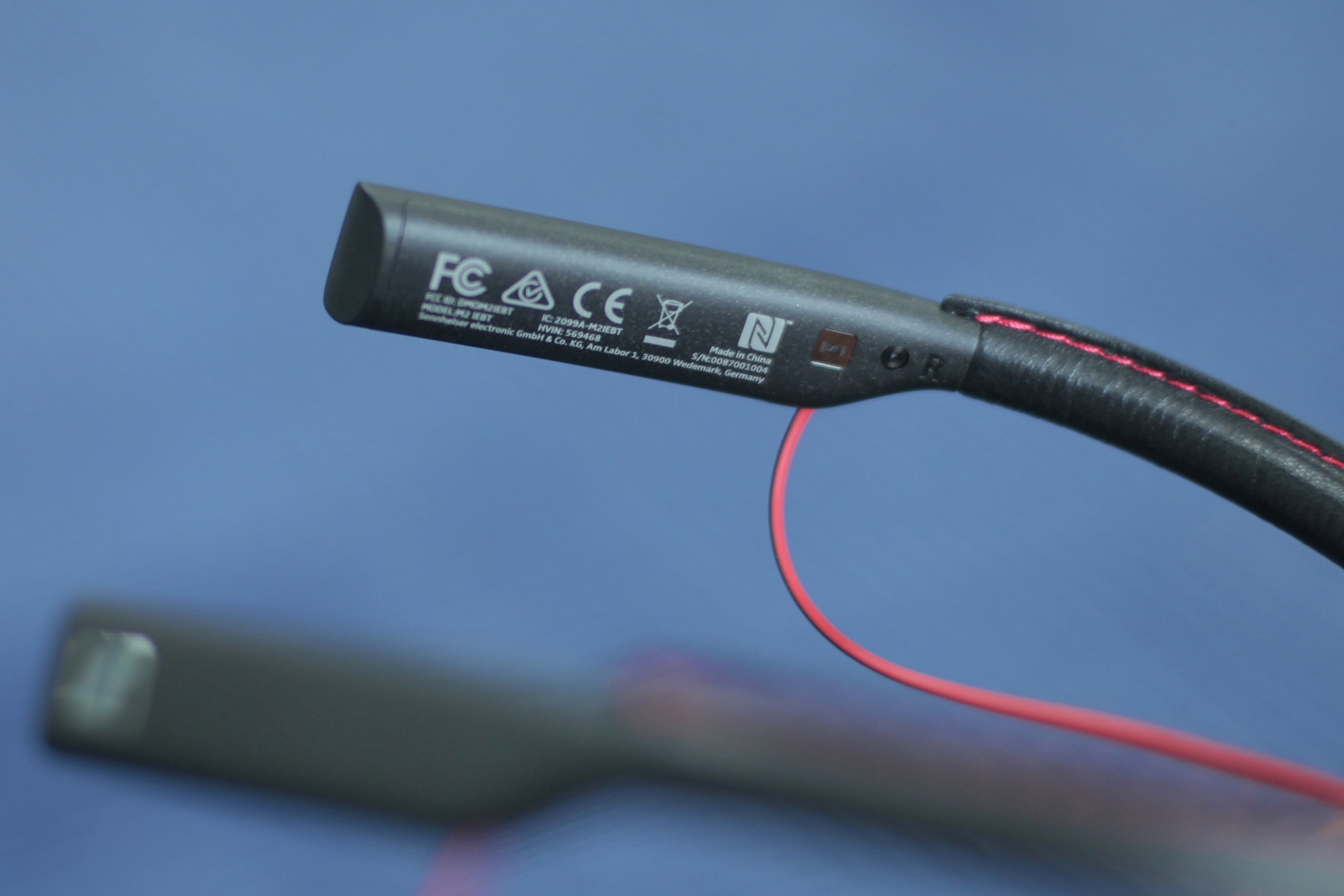 Shennheiser momentum In-Ear Wireless ảnh 5 Shennheiser momentum In-Ear Wireless anh 5