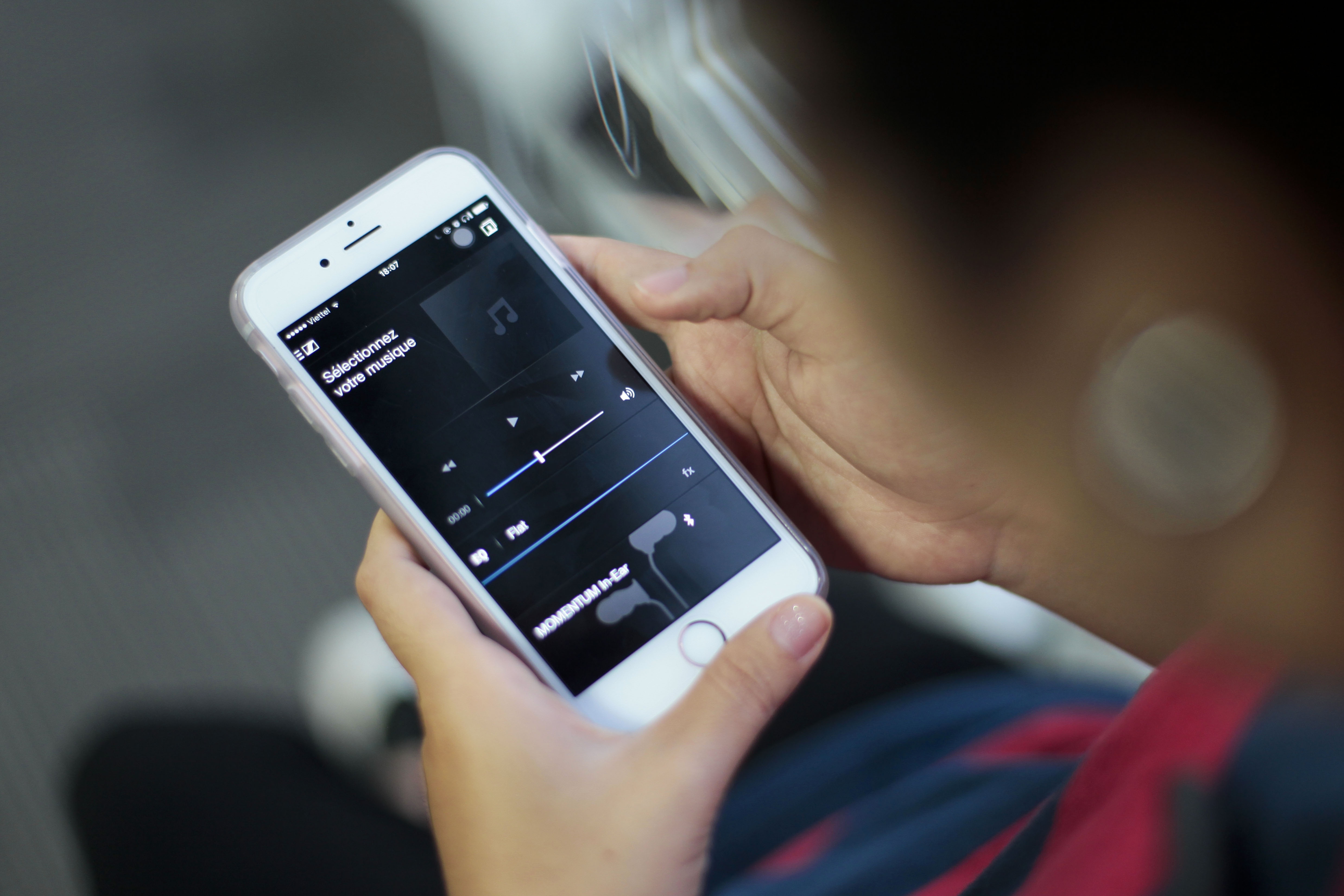 Shennheiser momentum In-Ear Wireless ảnh 9 Shennheiser momentum In-Ear Wireless anh 9