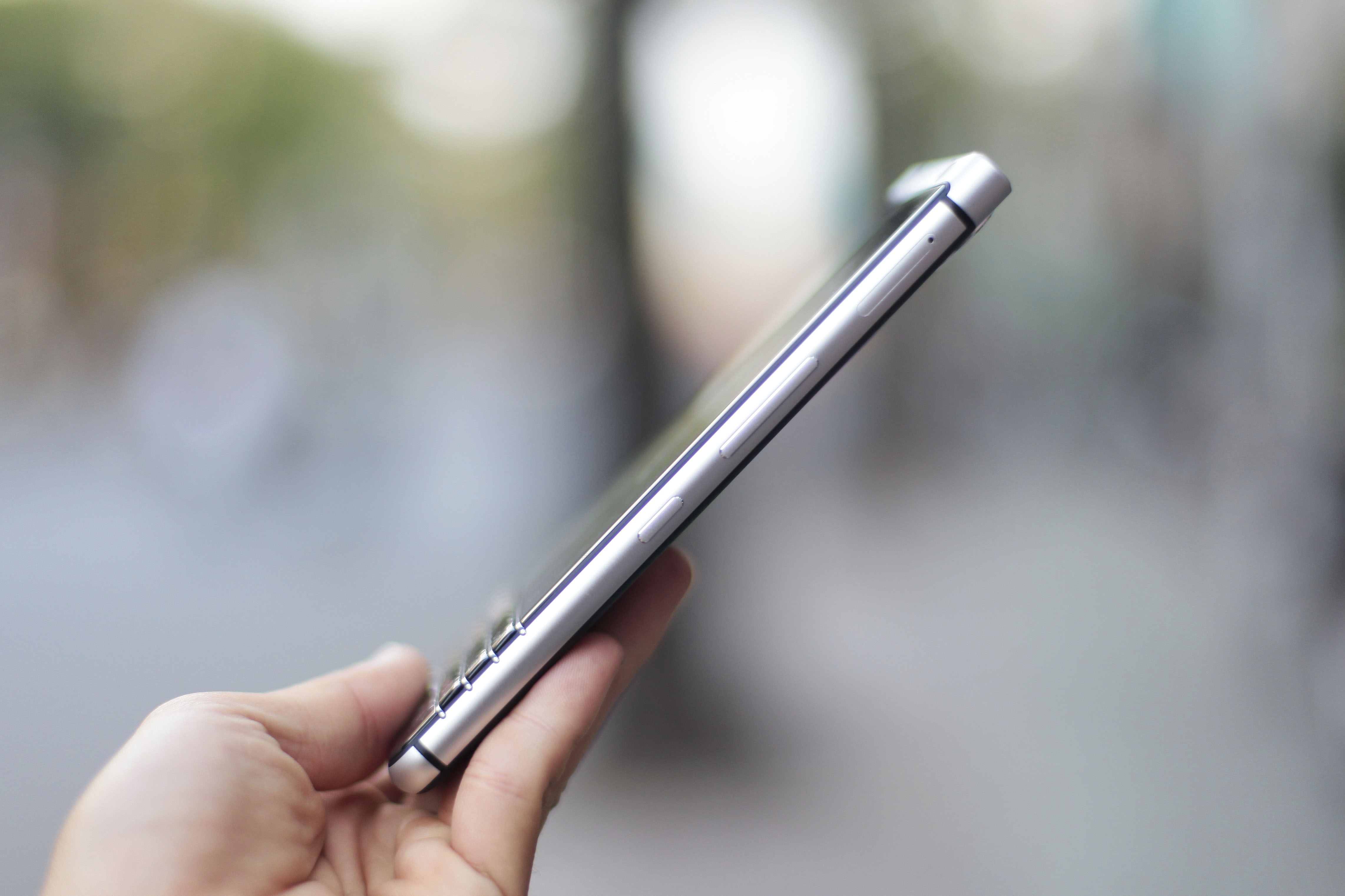 BlackBerry KeyOne ảnh 7 BlackBerry KeyOne anh 7