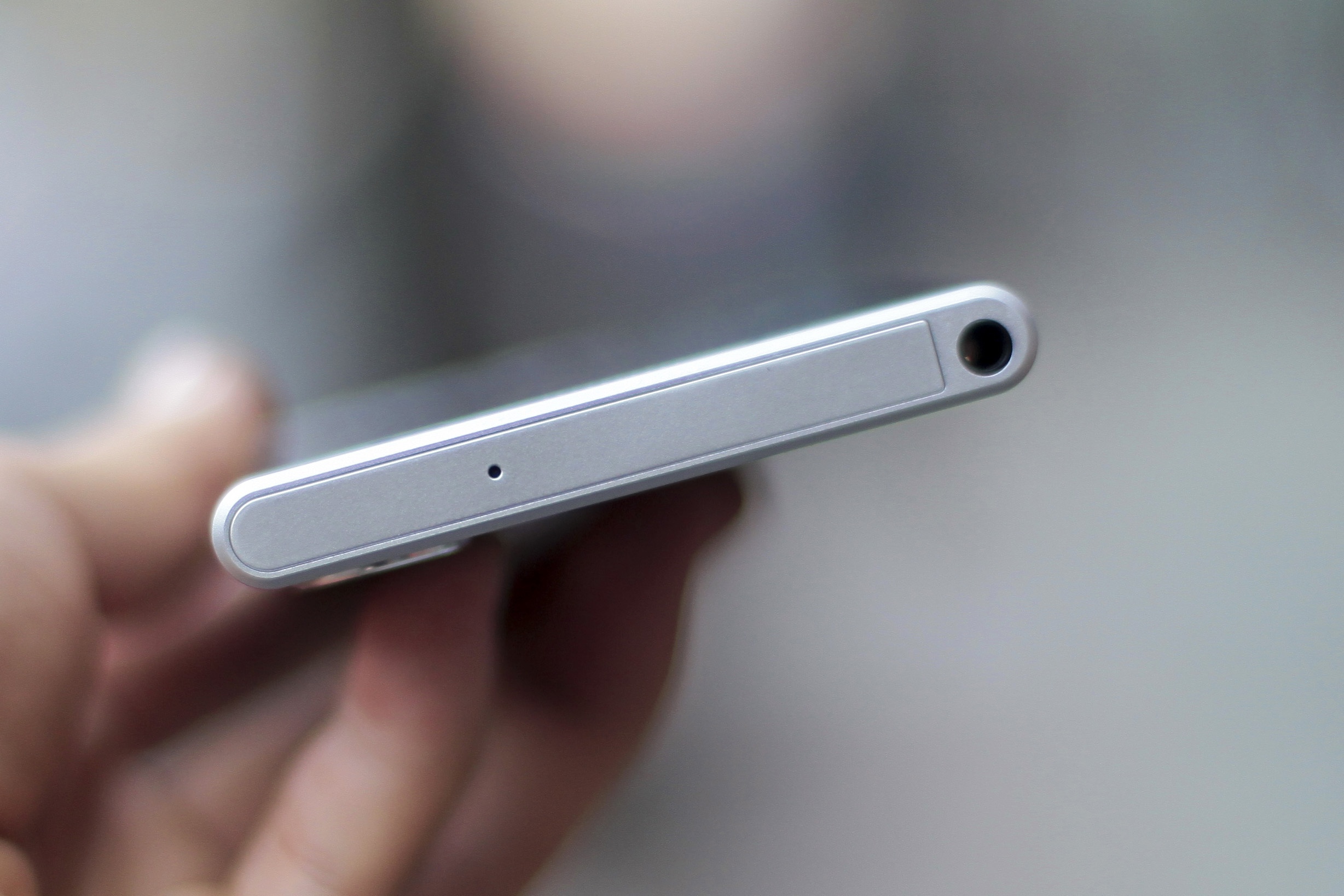 BlackBerry KeyOne ảnh 9 BlackBerry KeyOne anh 9