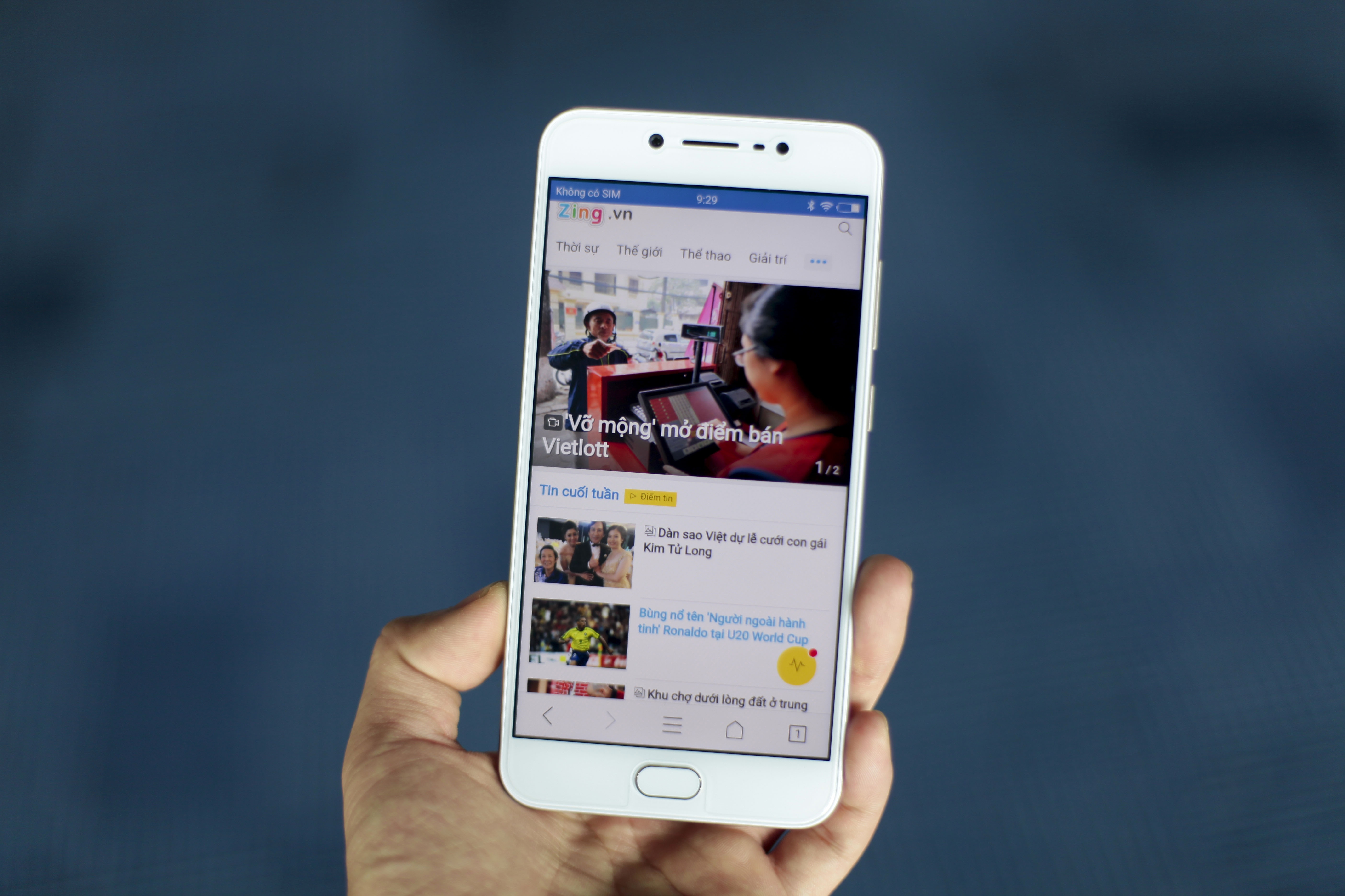 Mo hop Vivo V5s camera selfie 20 MP sap len ke hinh anh