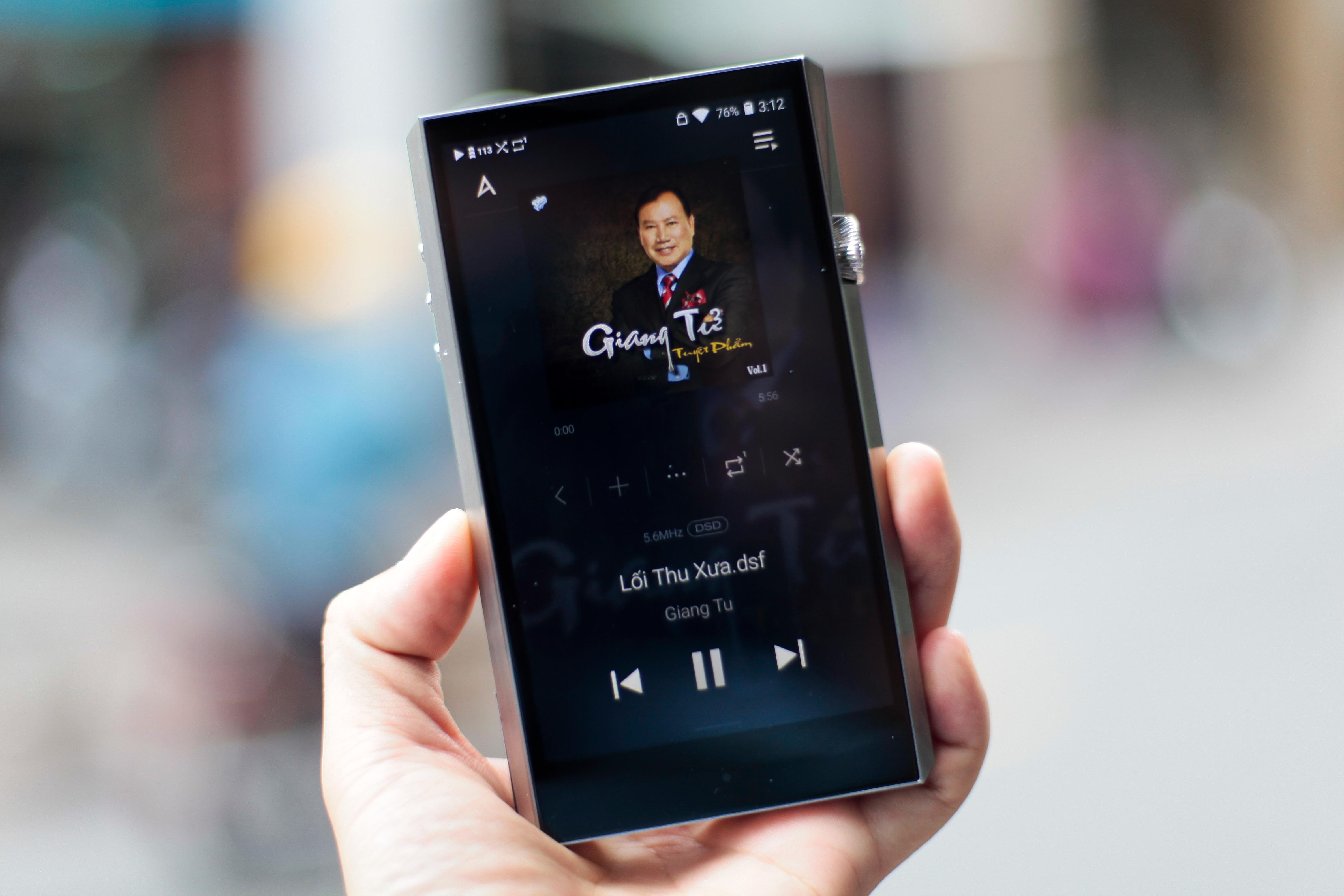 Anh thuc te may nghe nhac Astell&Kern SP1000 duy nhat tai Viet Nam hinh anh