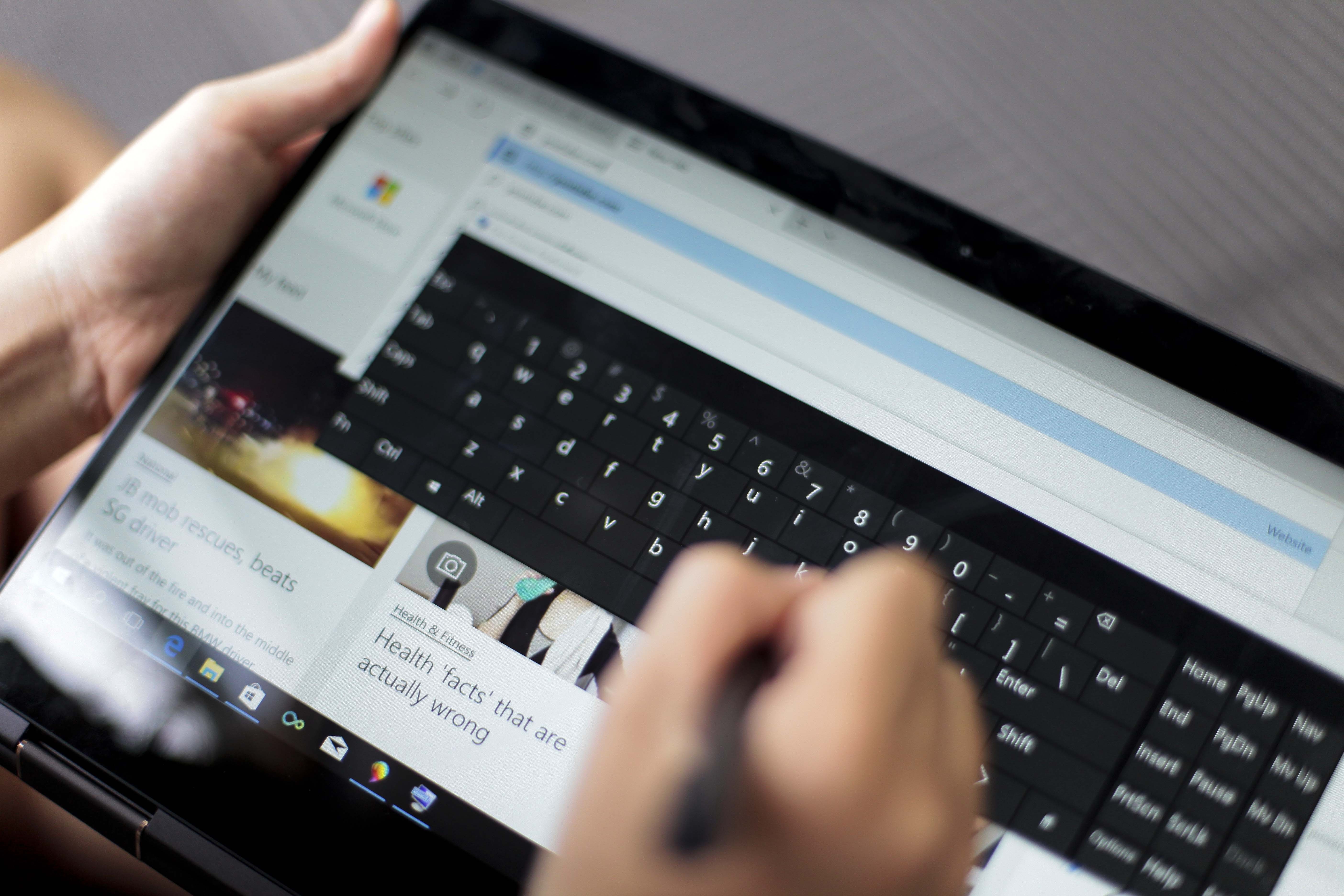 HP Spectre x360 anh 13