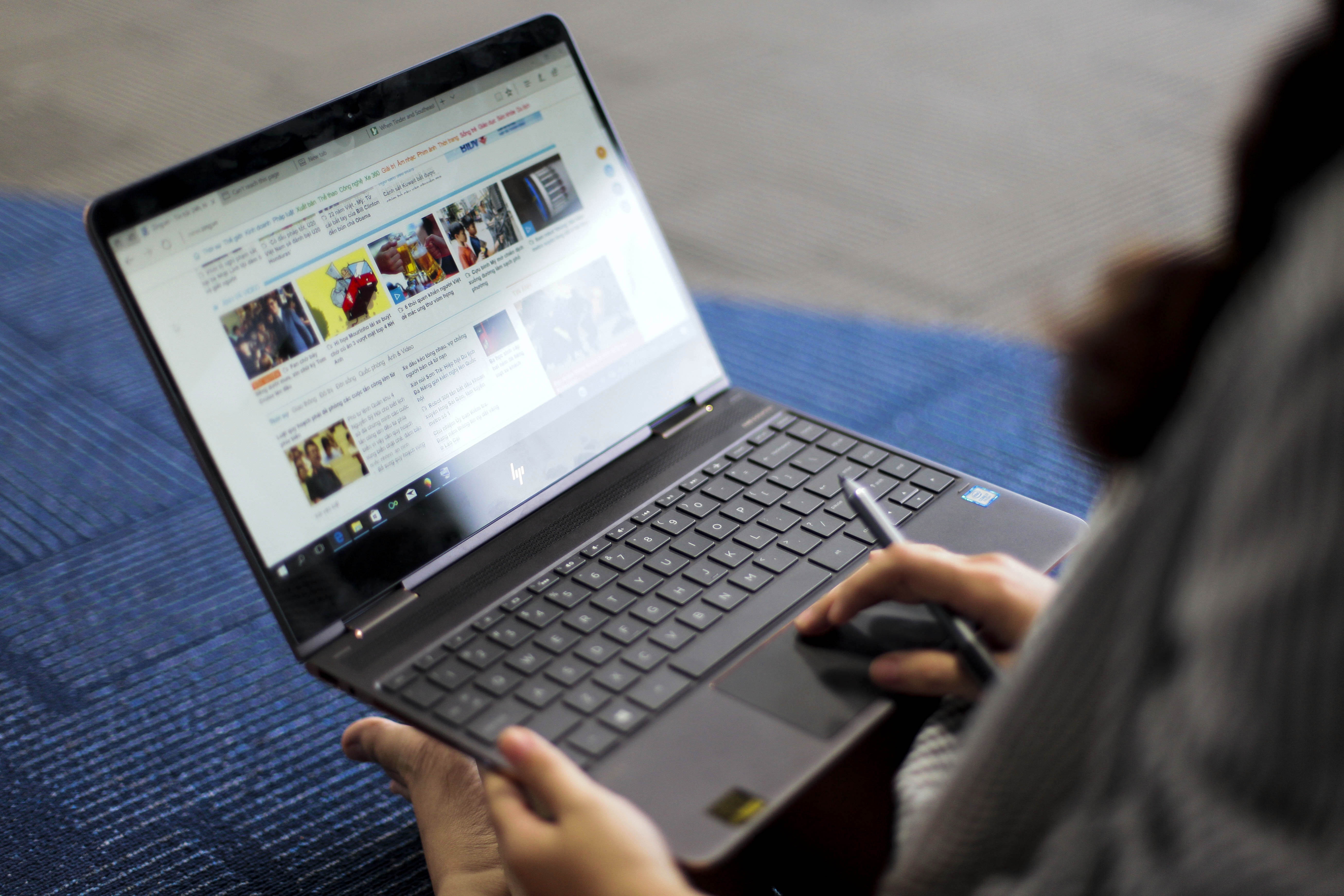 HP Spectre x360 anh 9