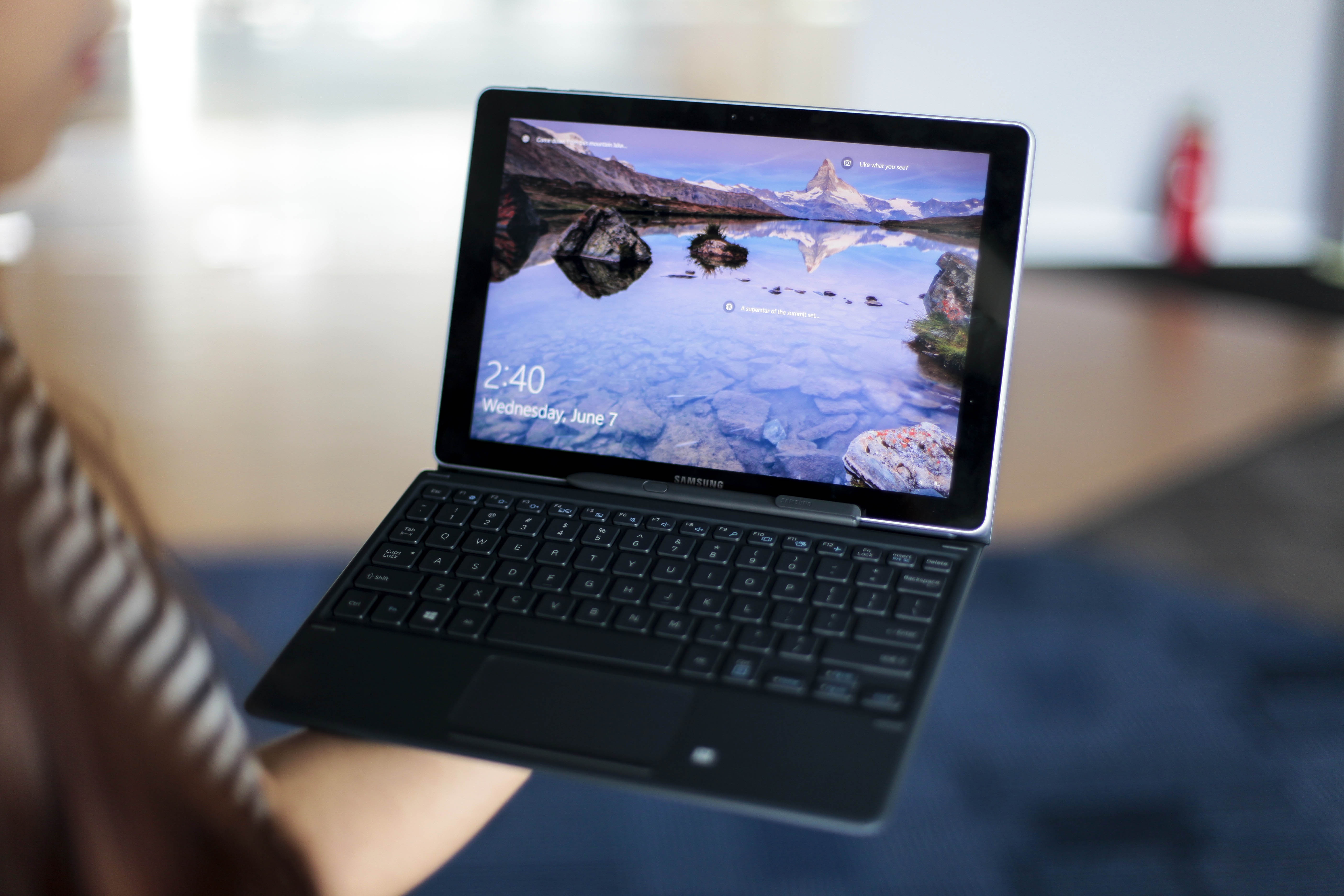 Samsung Galaxy Book: Tablet 2 trong 1, gia 19,9 trieu tai VN hinh anh