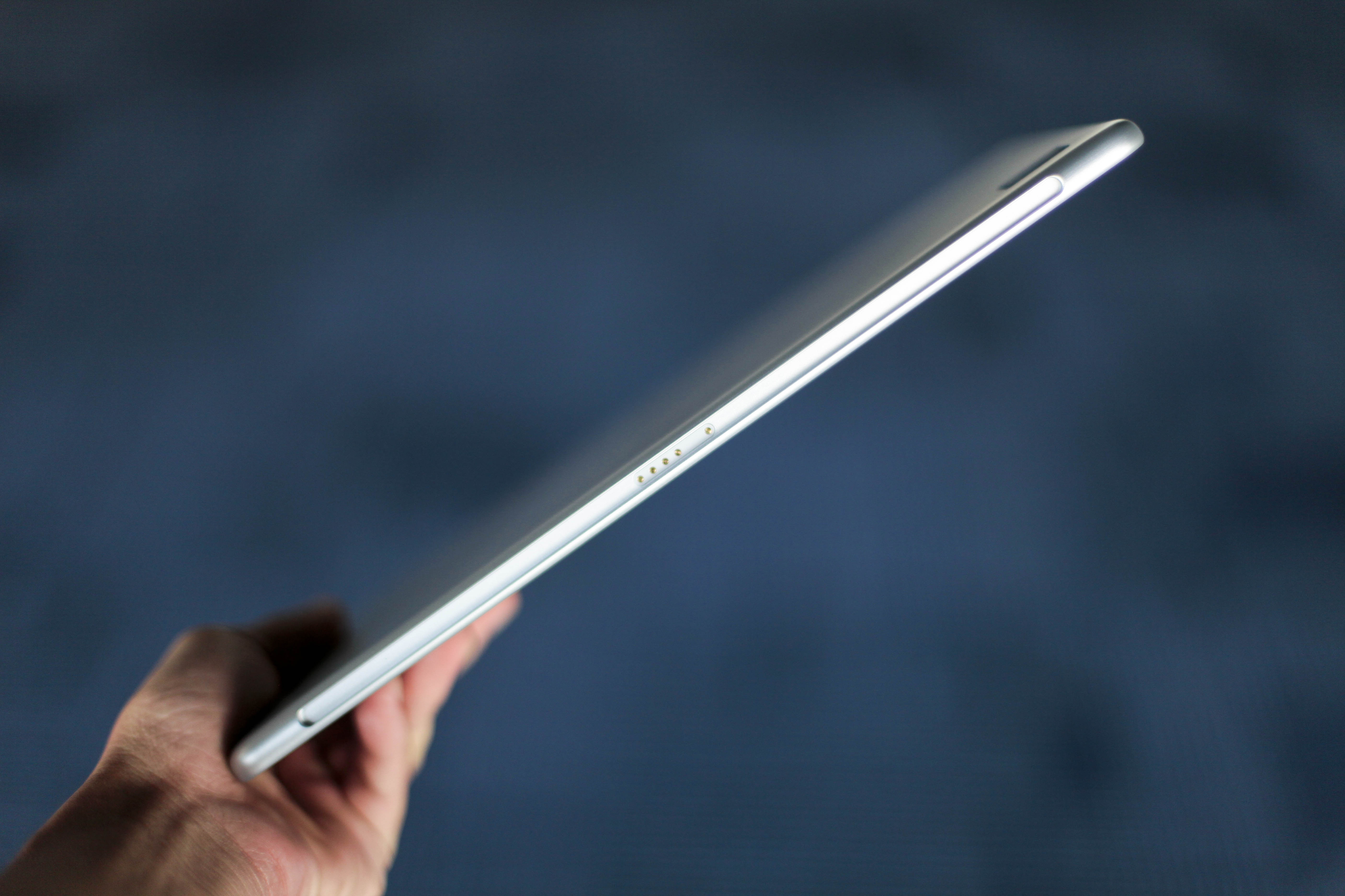 Samsung Galaxy Book anh 8