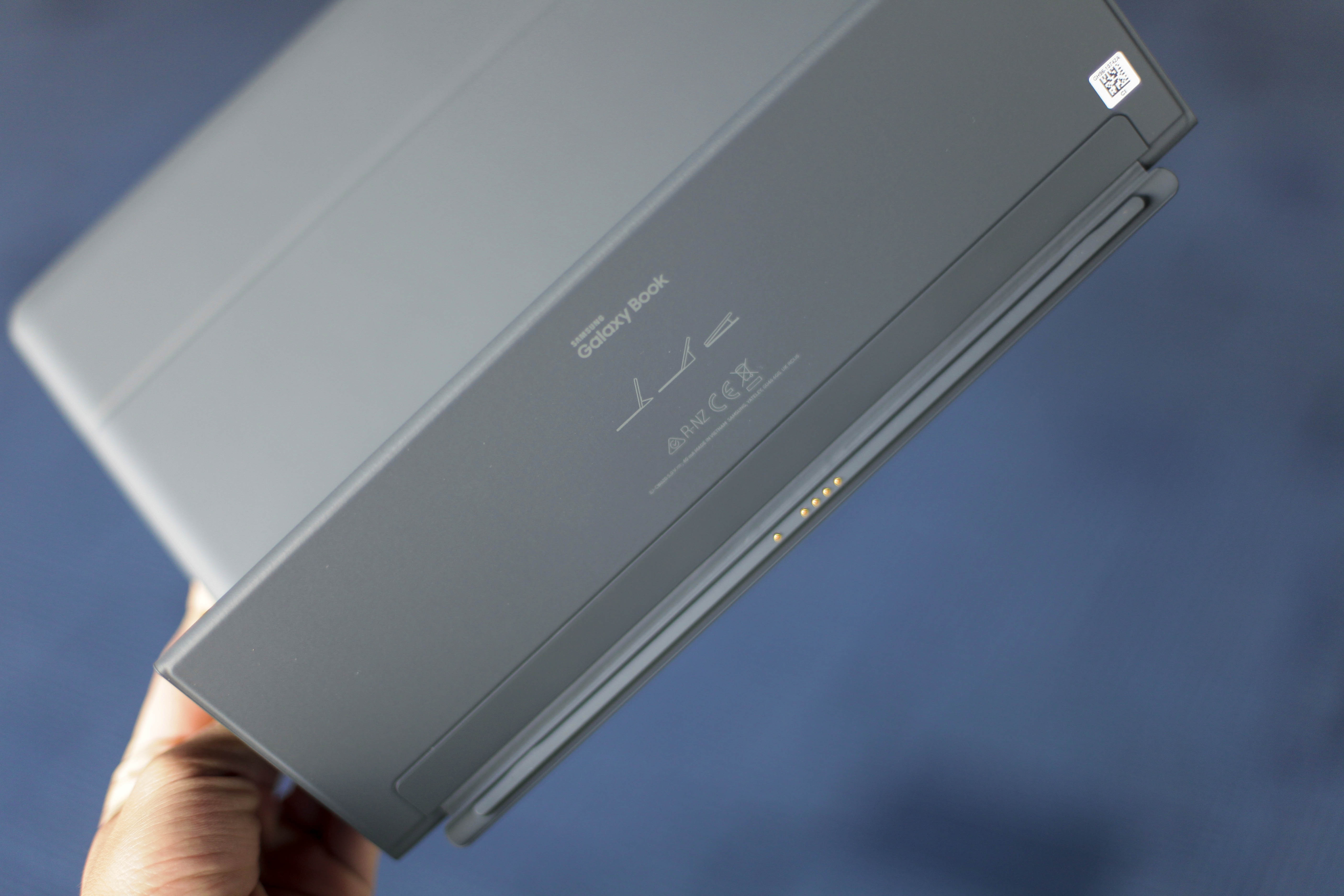 Samsung Galaxy Book anh 9