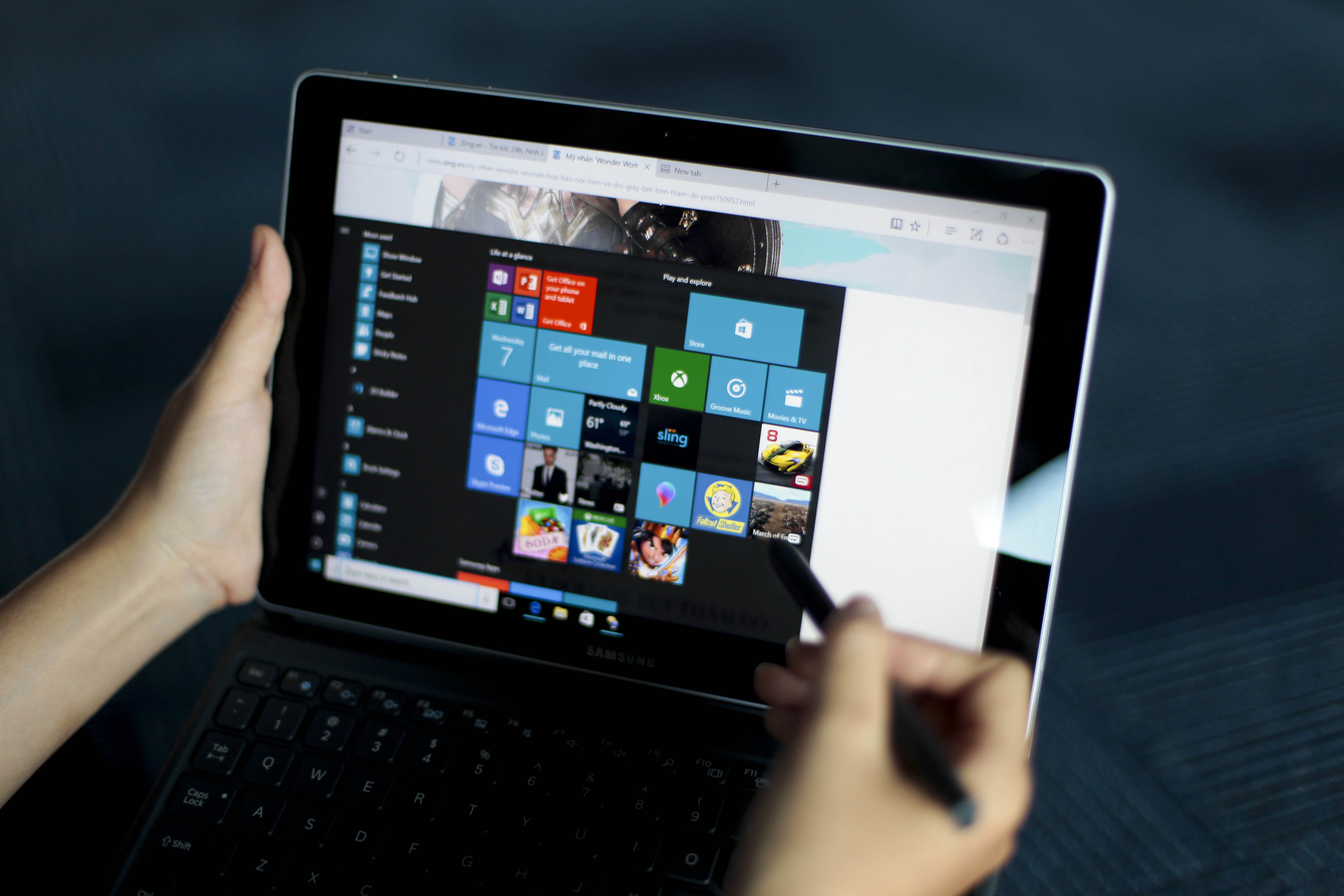 Samsung Galaxy Book anh 12