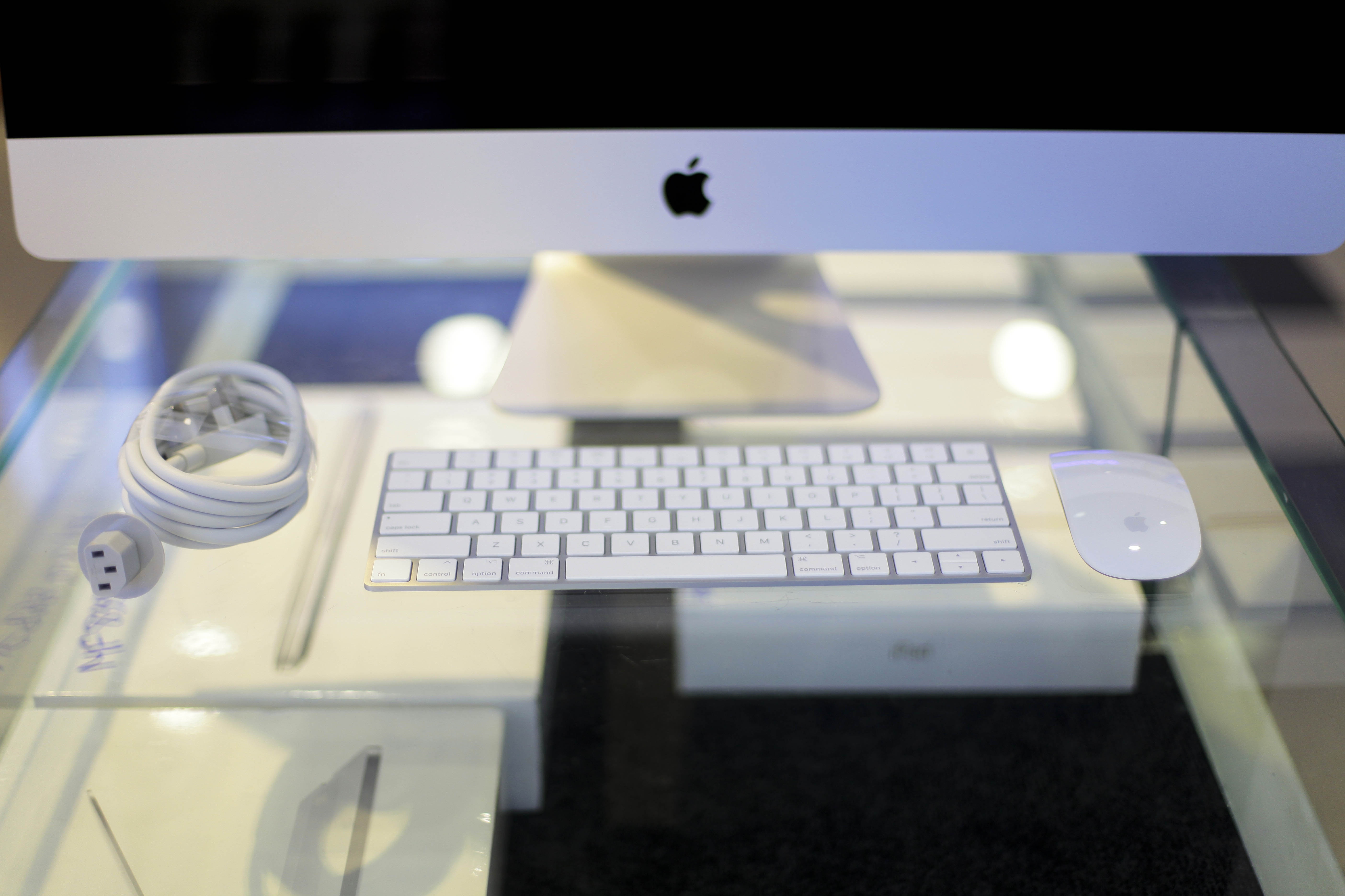 iMac Pro ve Viet Nam anh 4