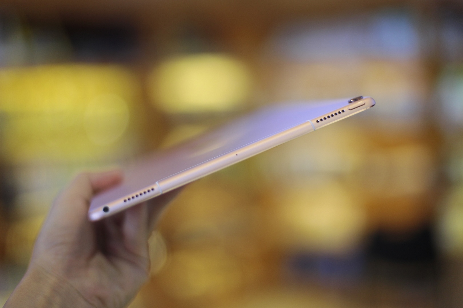 iPad Pro 10, 5 inch ve Viet Nam anh 8