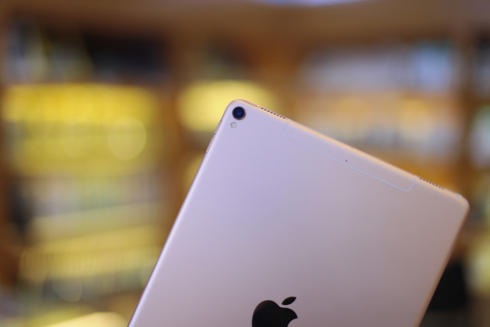 iPad Pro 10, 5 inch ve Viet Nam anh 5