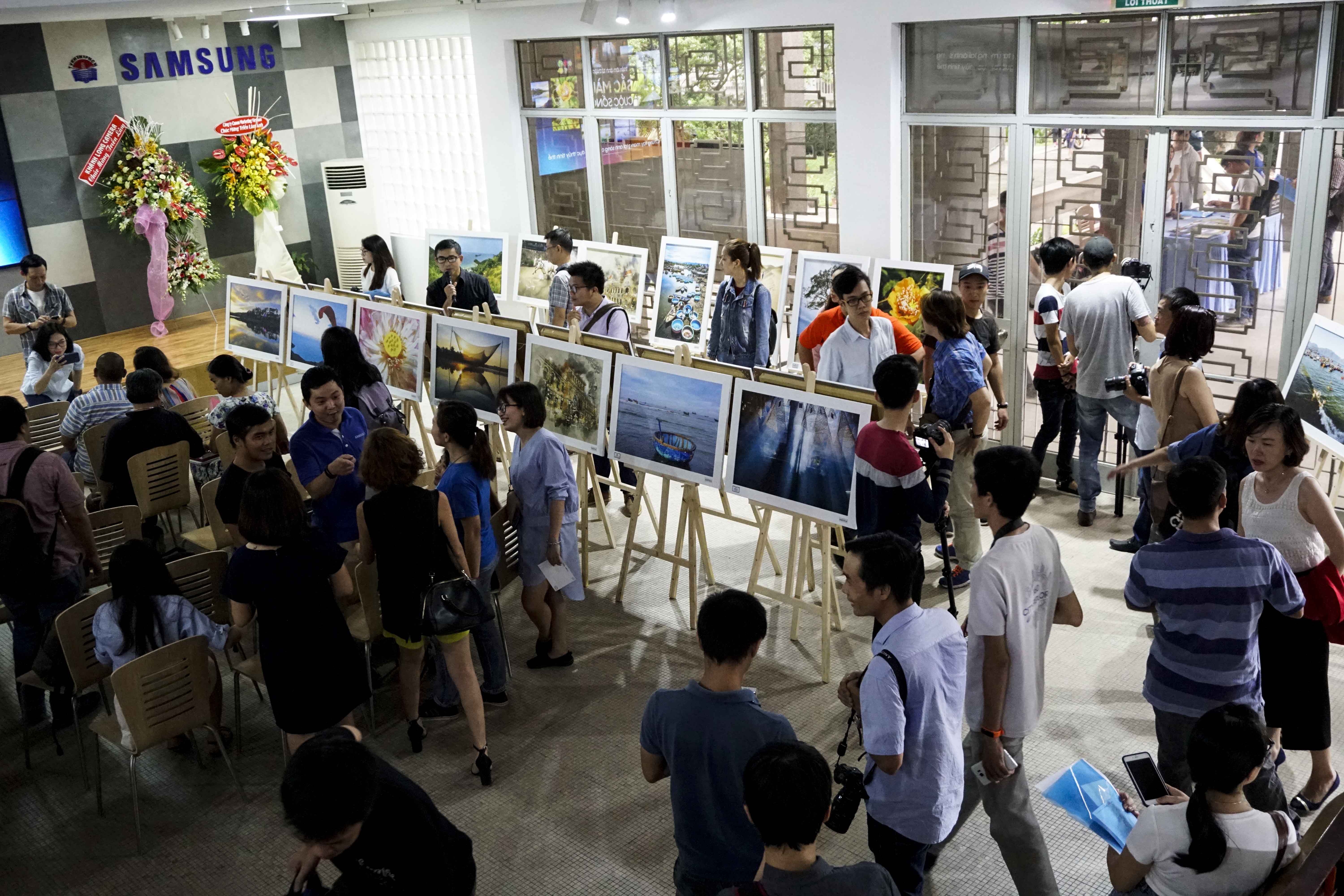 Sac mau cuoc song 2017 anh 1