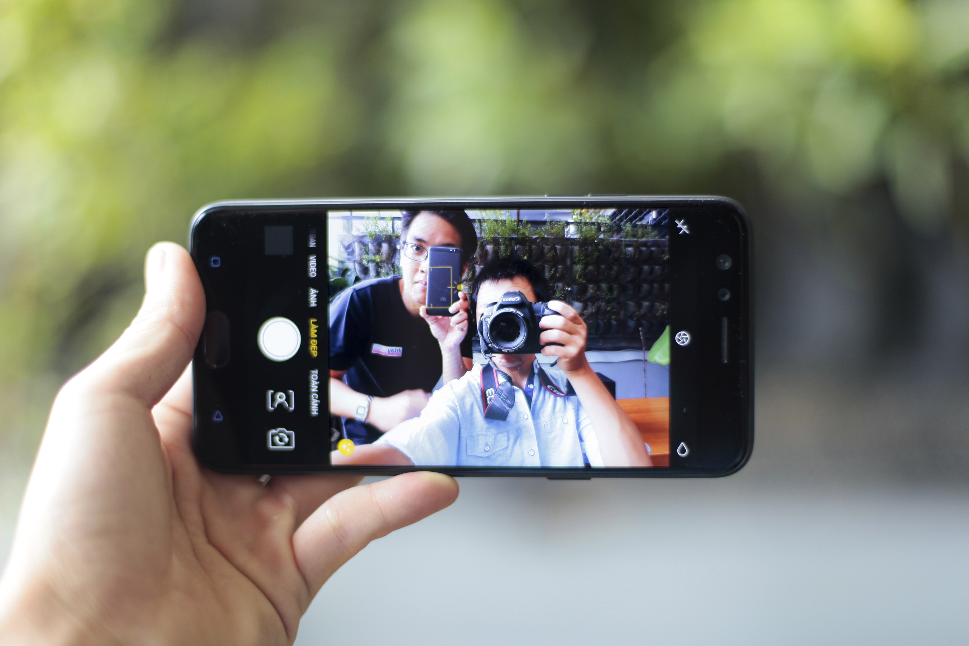 Oppo F3 Son Tung anh 12