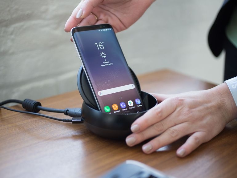 Samsung DeX ve Viet Nam voi gia 2,7 trieu dong hinh anh