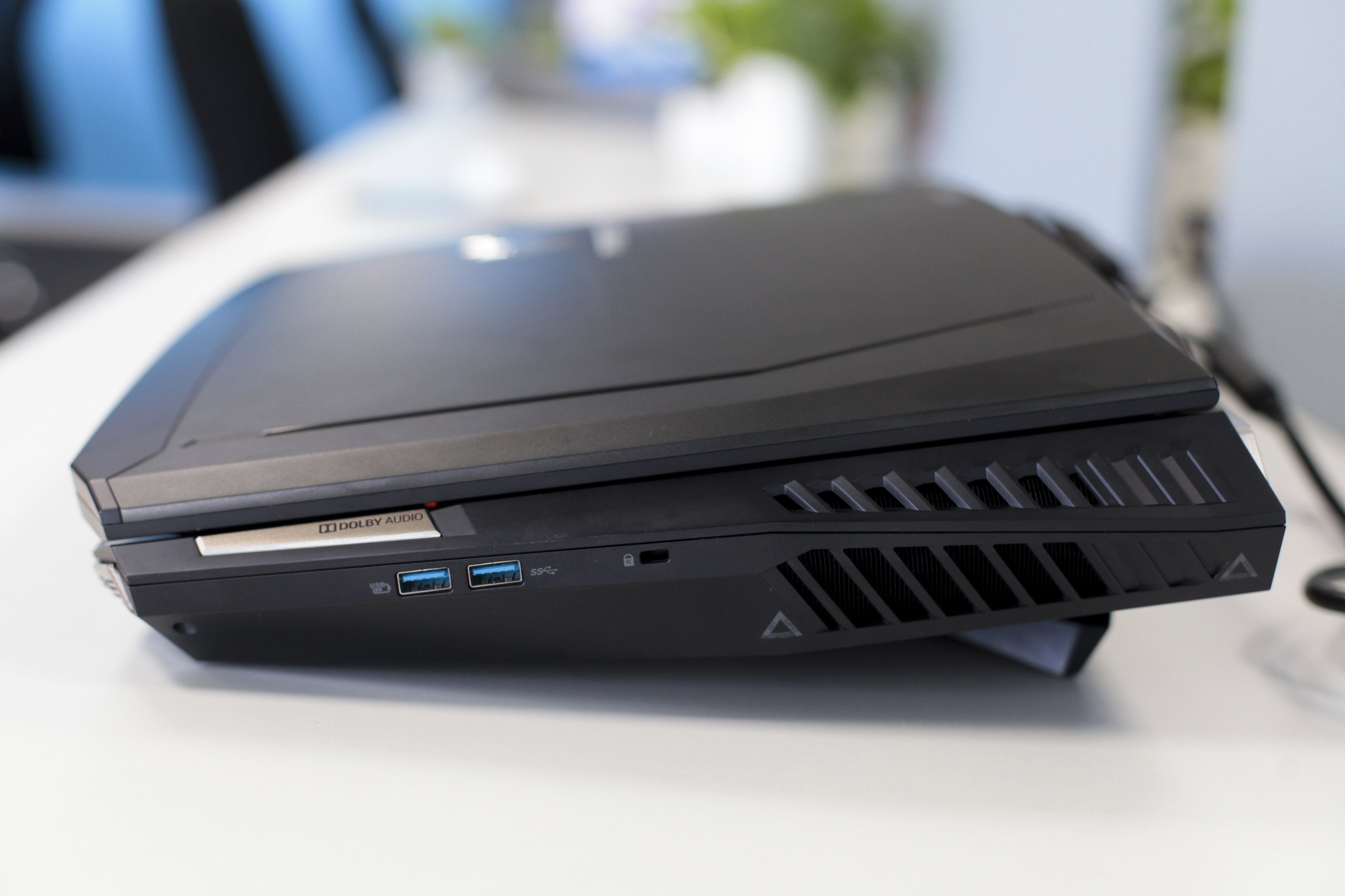 Acer Predator 21X gia 230 trieu ve Viet Nam anh 12