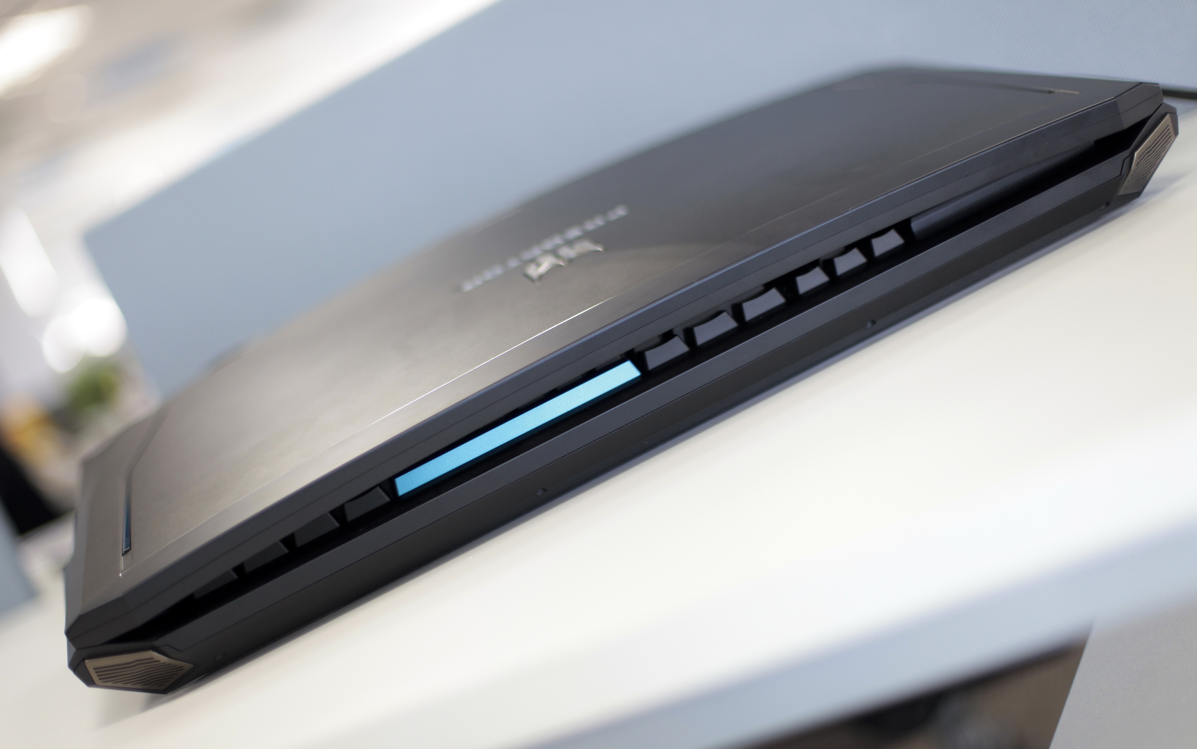 Acer Predator 21X gia 230 trieu ve Viet Nam anh 15