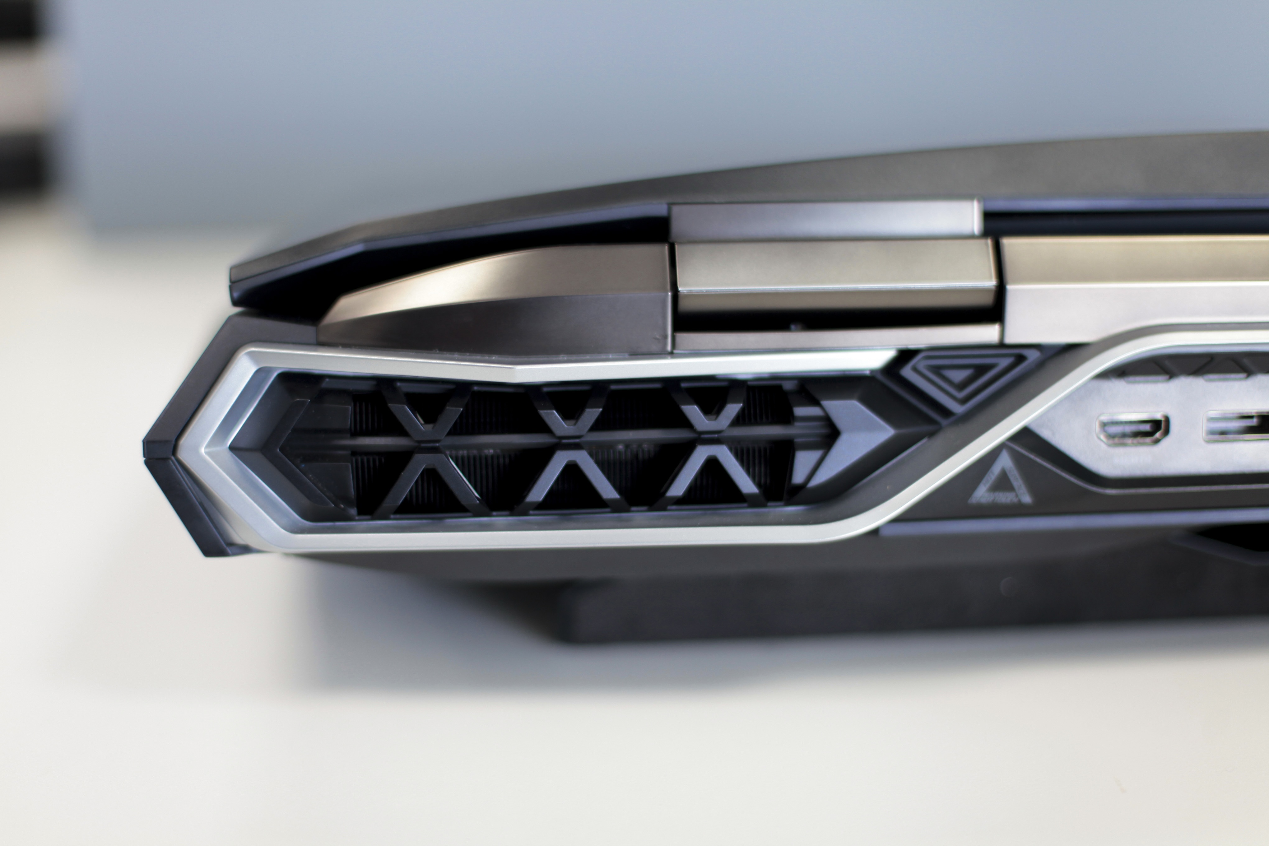 Acer Predator 21X gia 230 trieu ve Viet Nam anh 14