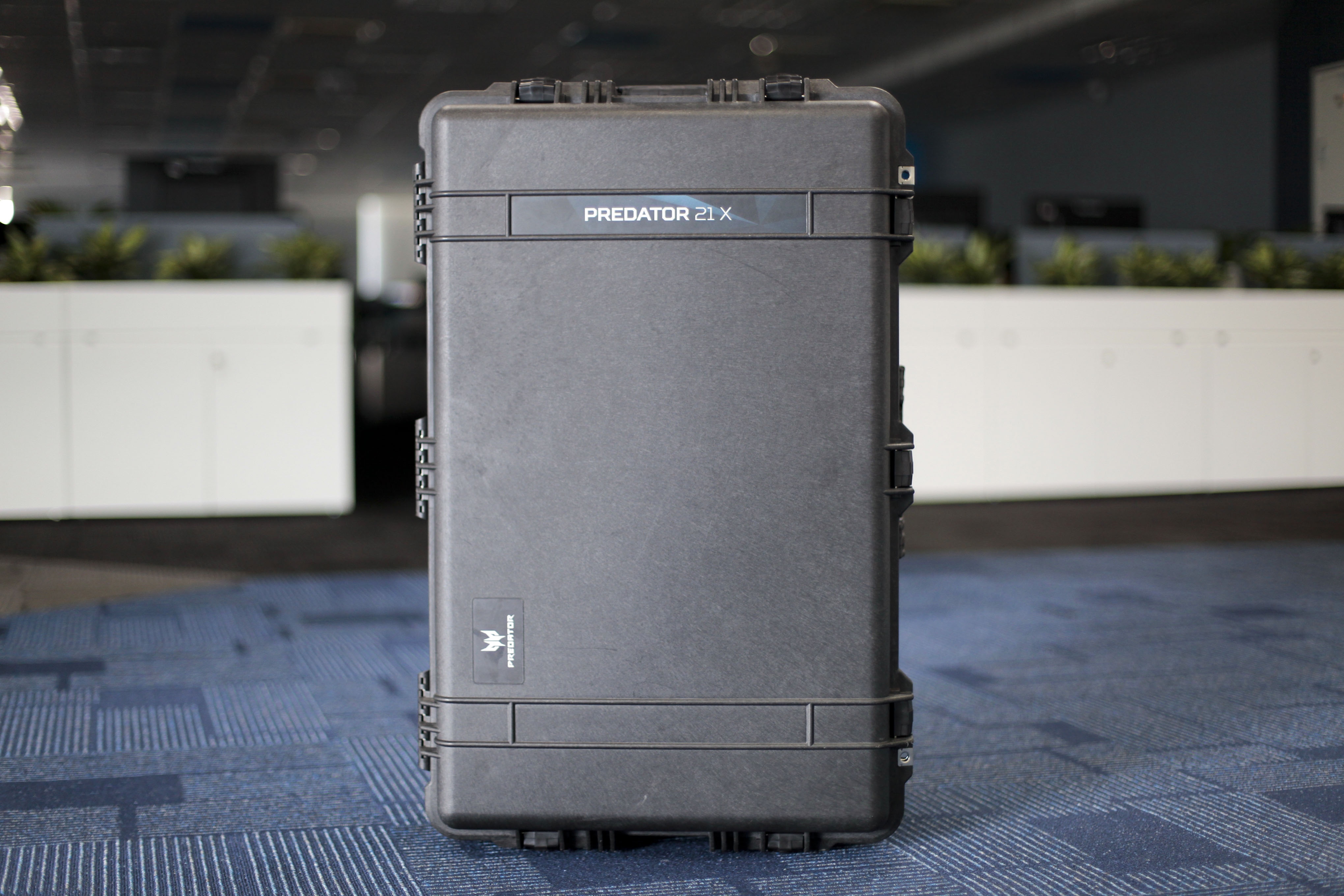 Acer Predator 21X gia 230 trieu ve Viet Nam anh 1