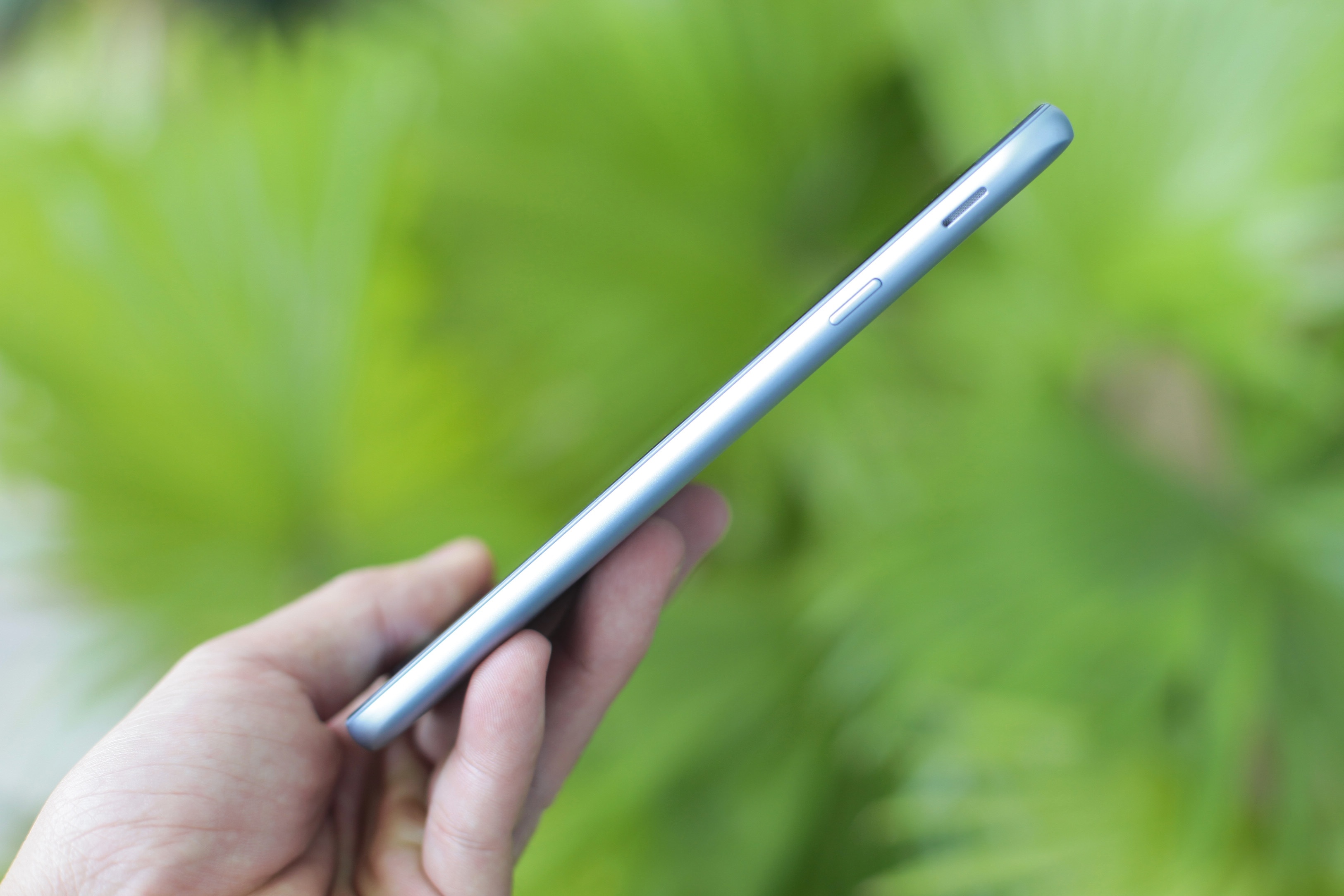 Samsung Galaxy J7 Pro anh 10