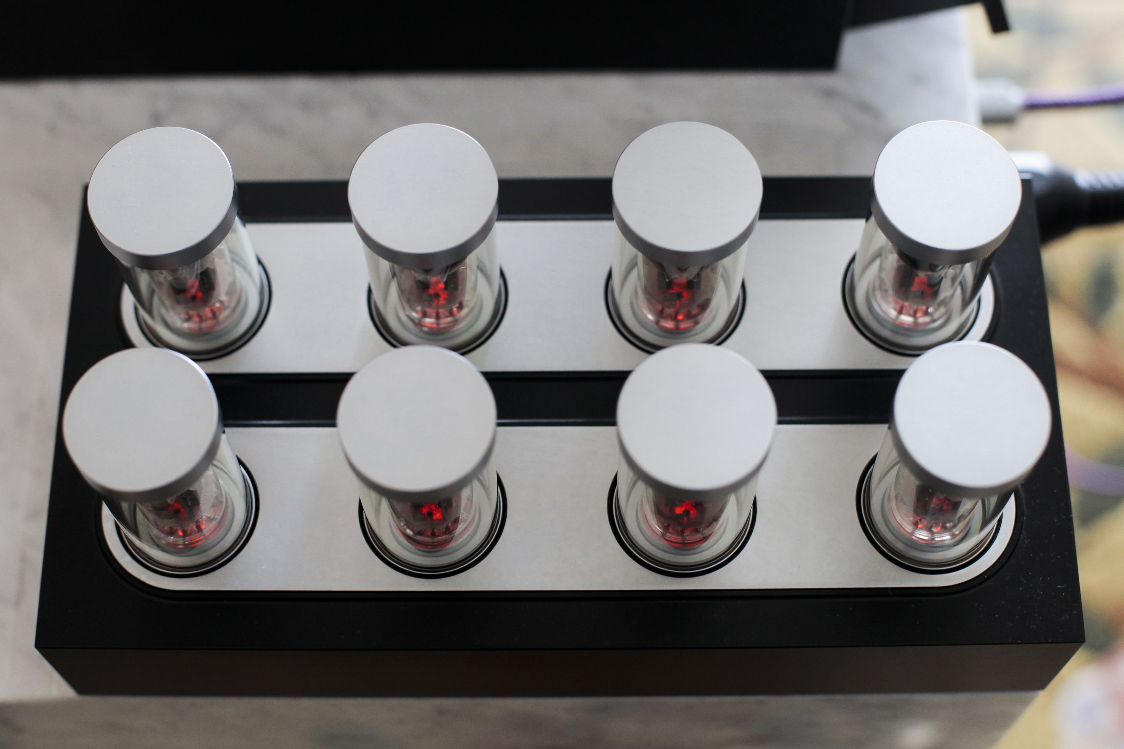 Sennheiser HE 1 giá 1, 7 tỷ tại Việt Nam ảnh 10 Sennheiser HE 1 gia 1, 7 ty tai Viet Nam anh 10