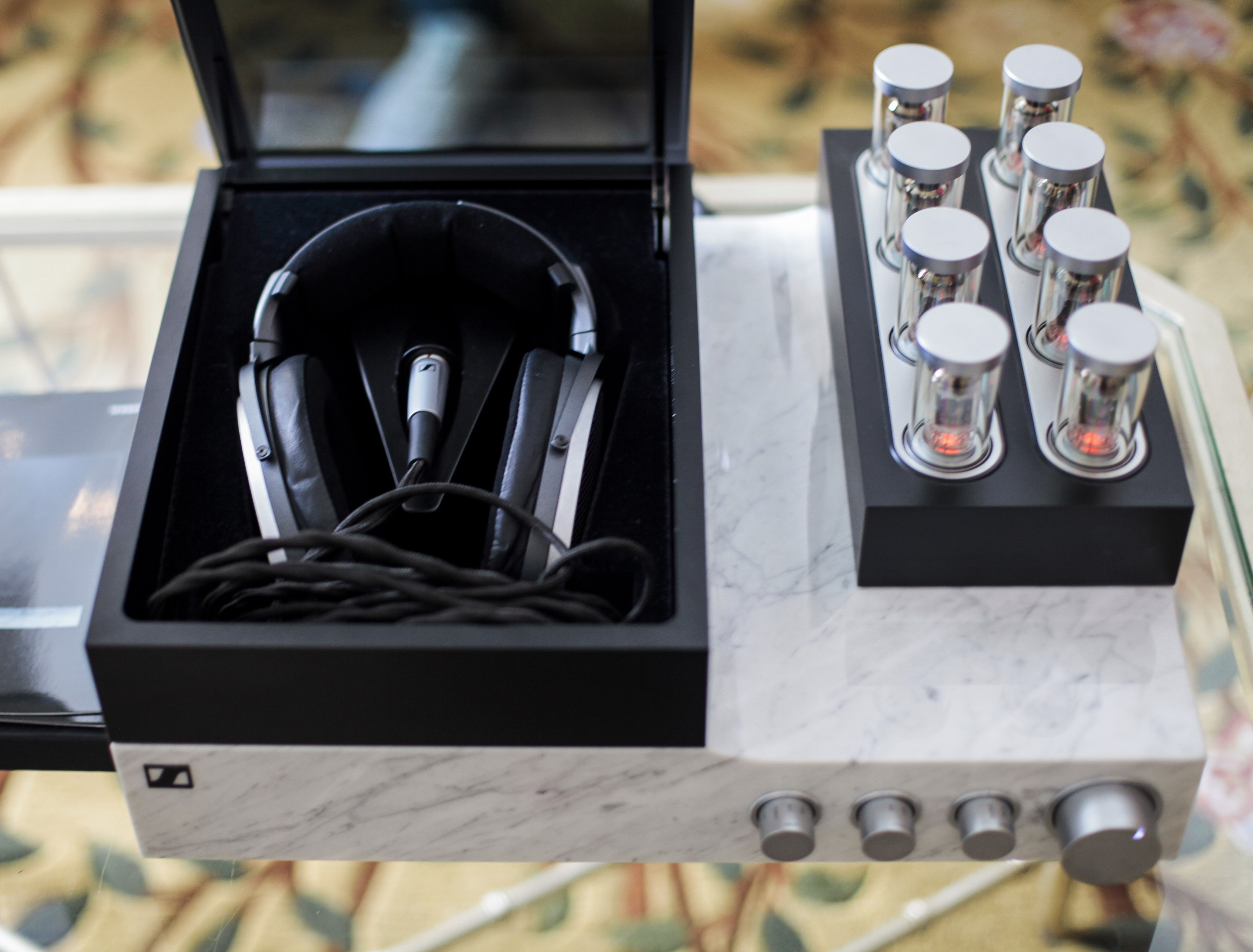 Sennheiser HE 1 giá 1, 7 tỷ tại Việt Nam ảnh 1 Sennheiser HE 1 gia 1, 7 ty tai Viet Nam anh 1