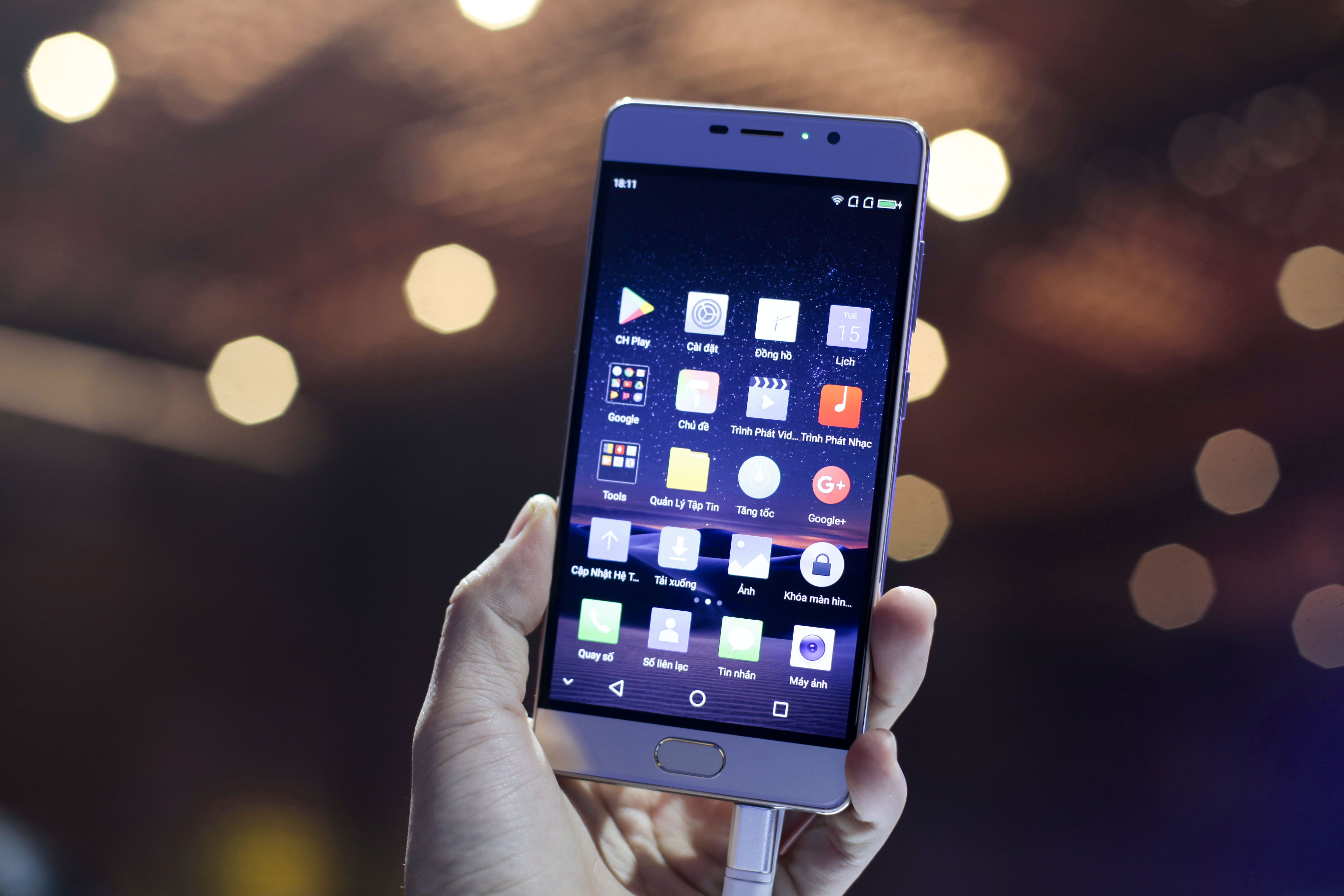 Asanzo Z5 va S5 anh 8