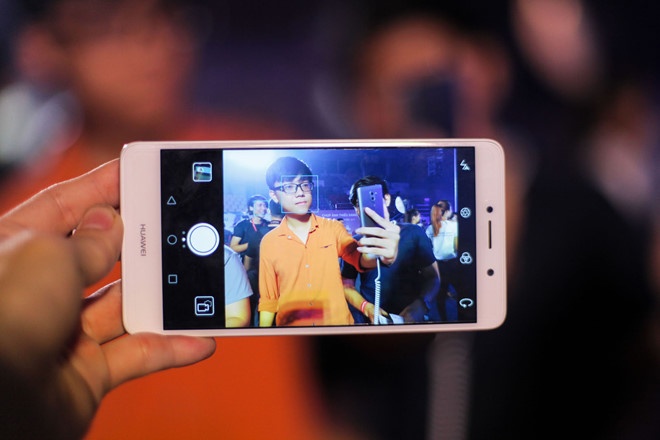 Camera kep gia re anh 2