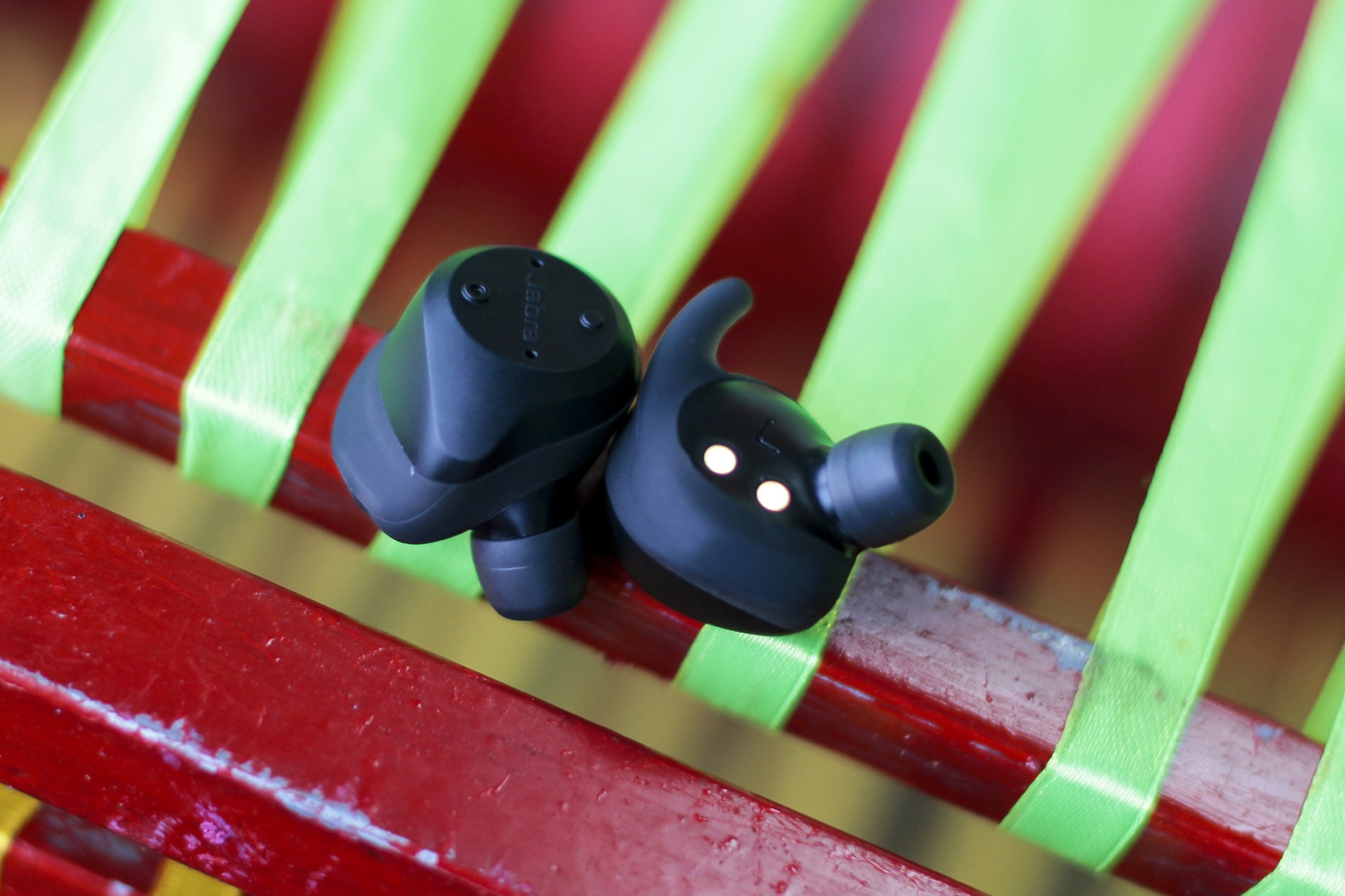 Danh gia Jabra Elite Sport anh 6