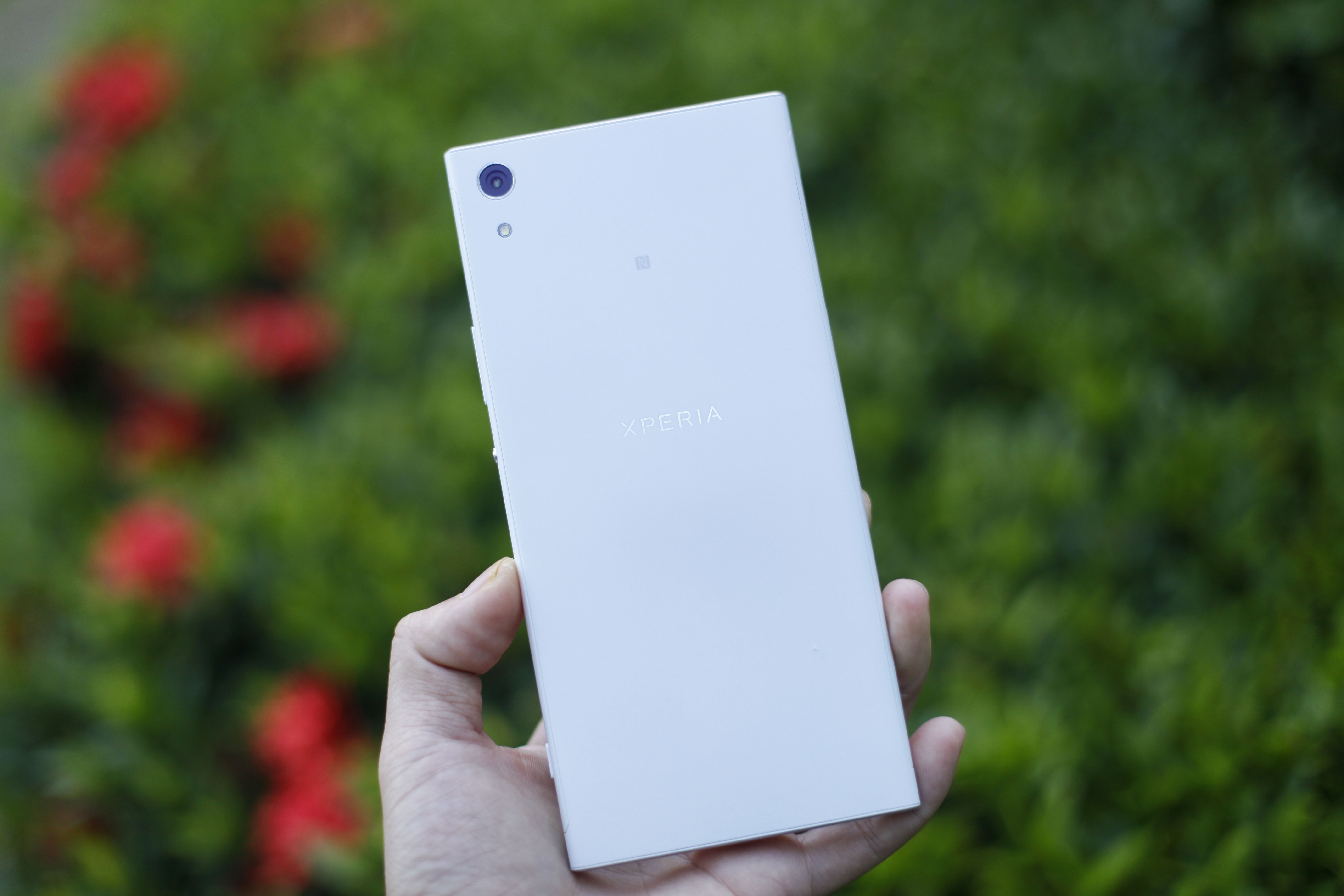 Sony Xperia XA1 Ultra anh 3
