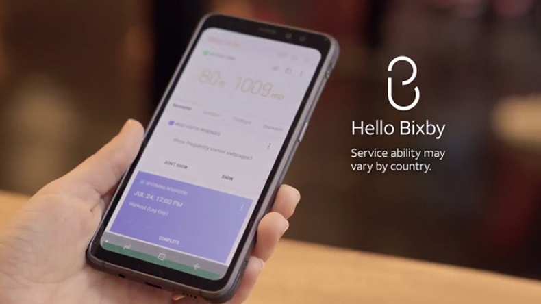 Tren tay Samsung Galaxy S8 Active vua len ke hinh anh