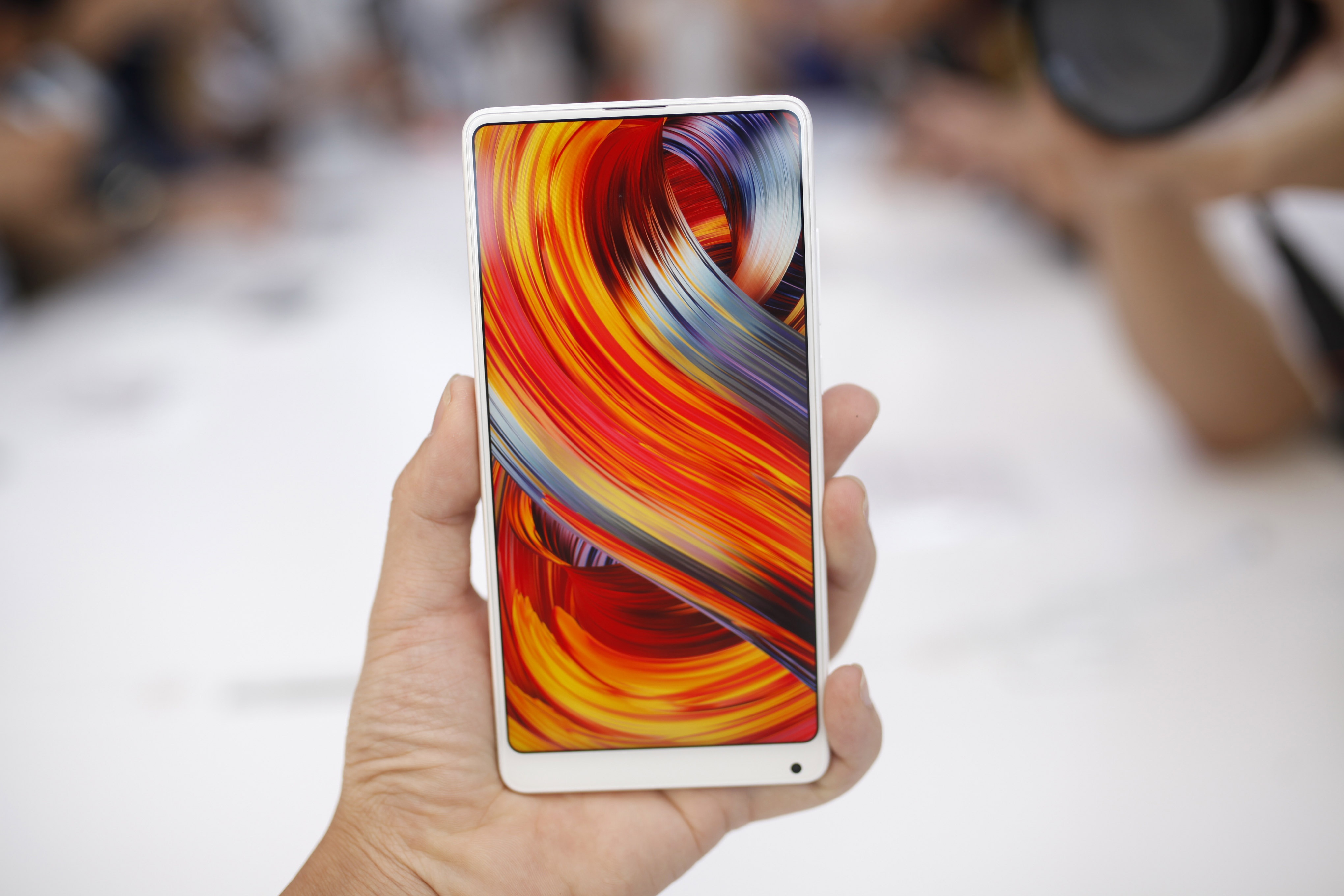 Xiaomi Mi Mix 2 anh 1