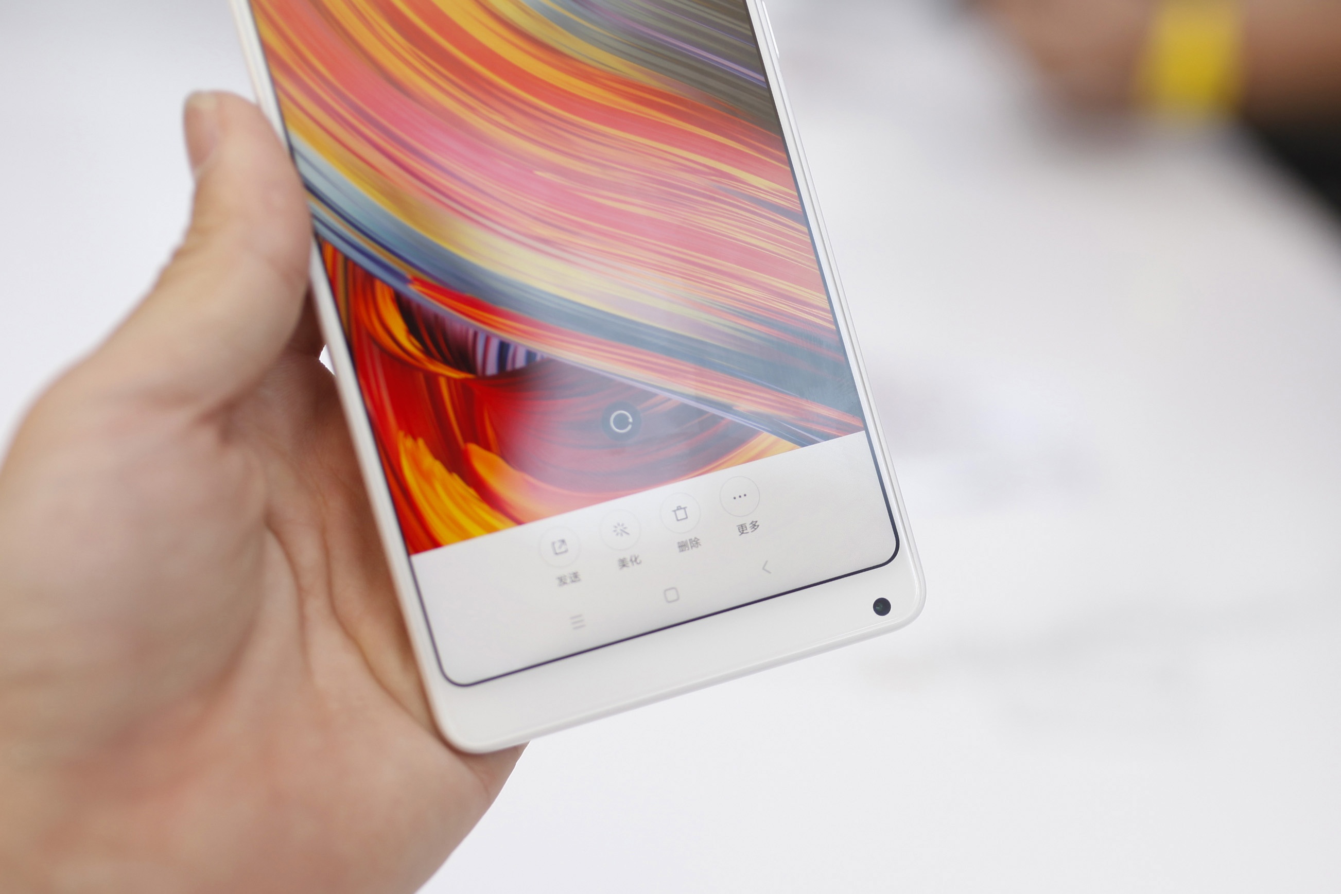 Xiaomi Mi Mix 2 anh 6