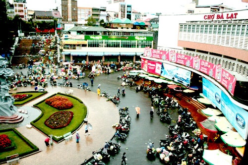 Cho dem Da Lat anh 3