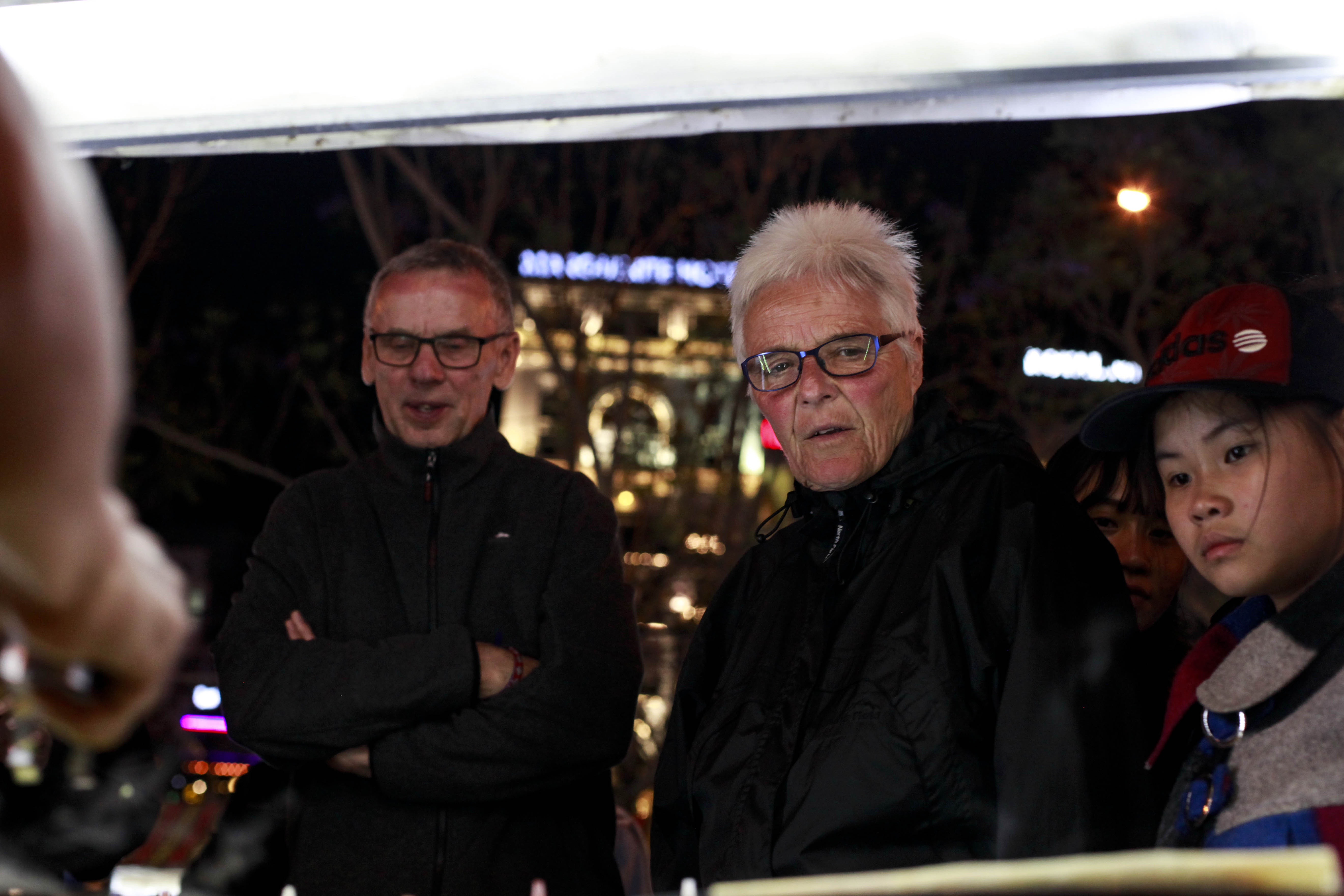 Cho dem Da Lat anh 20