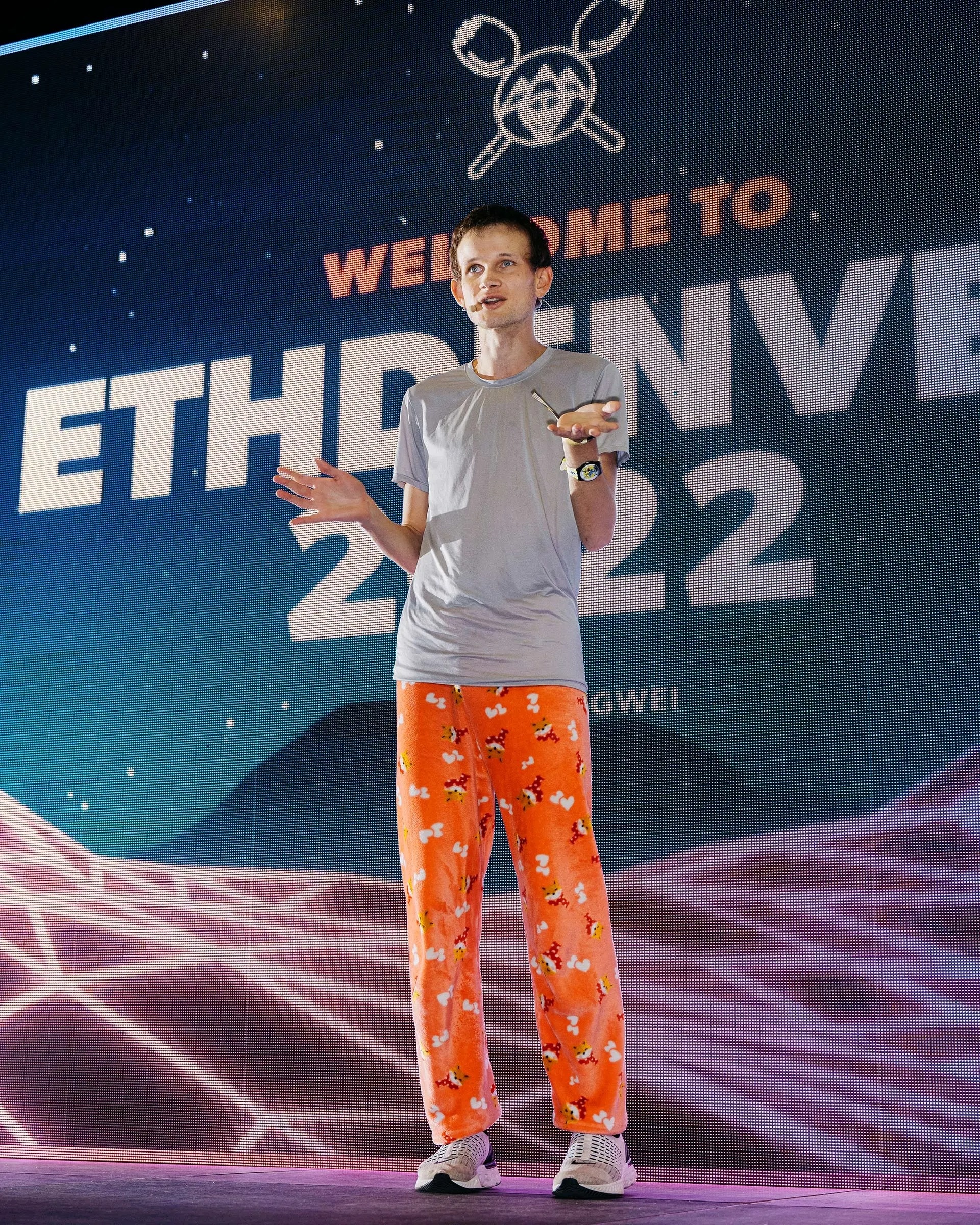 Vitalik Buterin: "Toi khong ghet NFT BAYC" anh 2