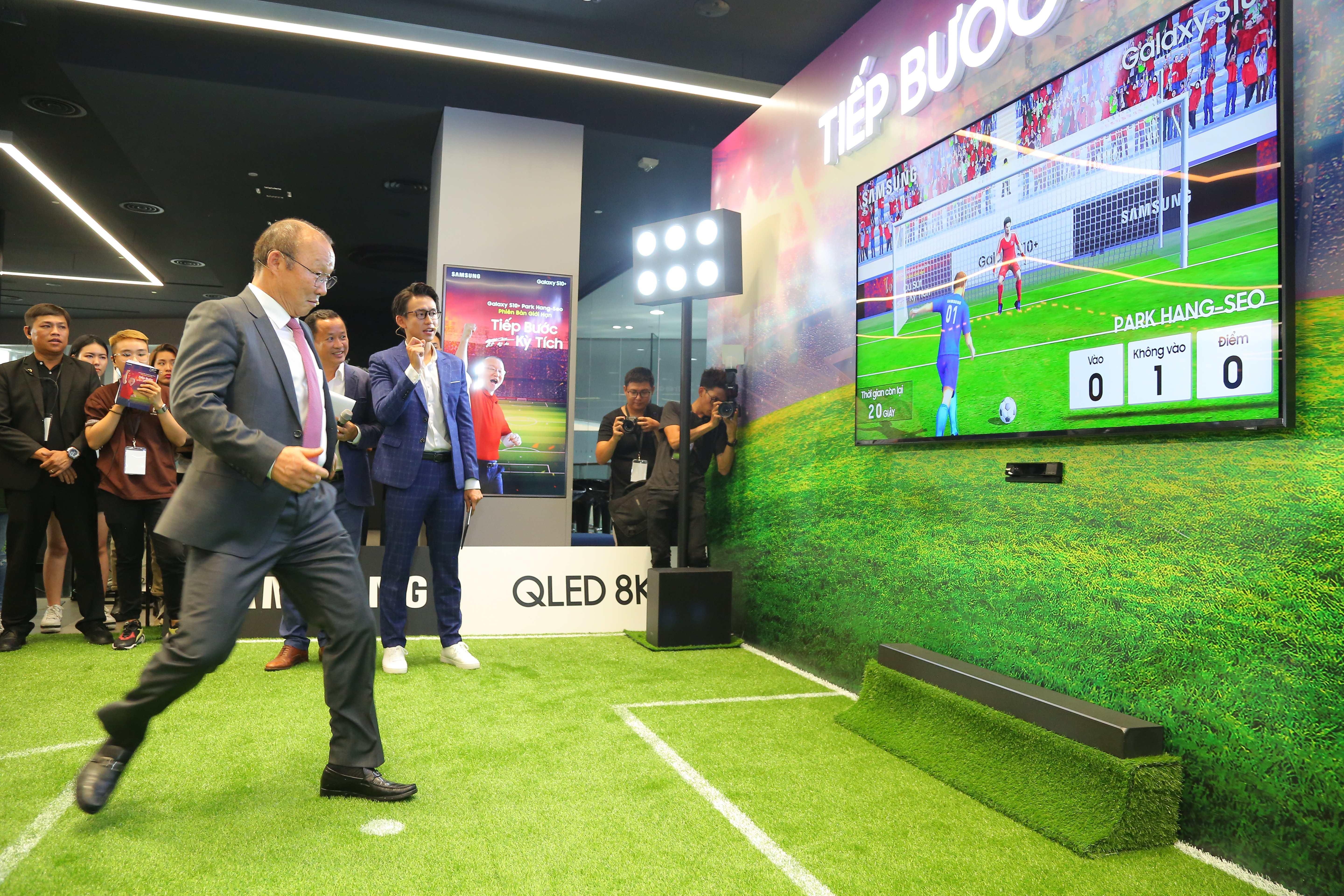 ‘Quyet khong cui dau’ va hanh trinh tao ky tich cua HLV Park Hang-seo hinh anh