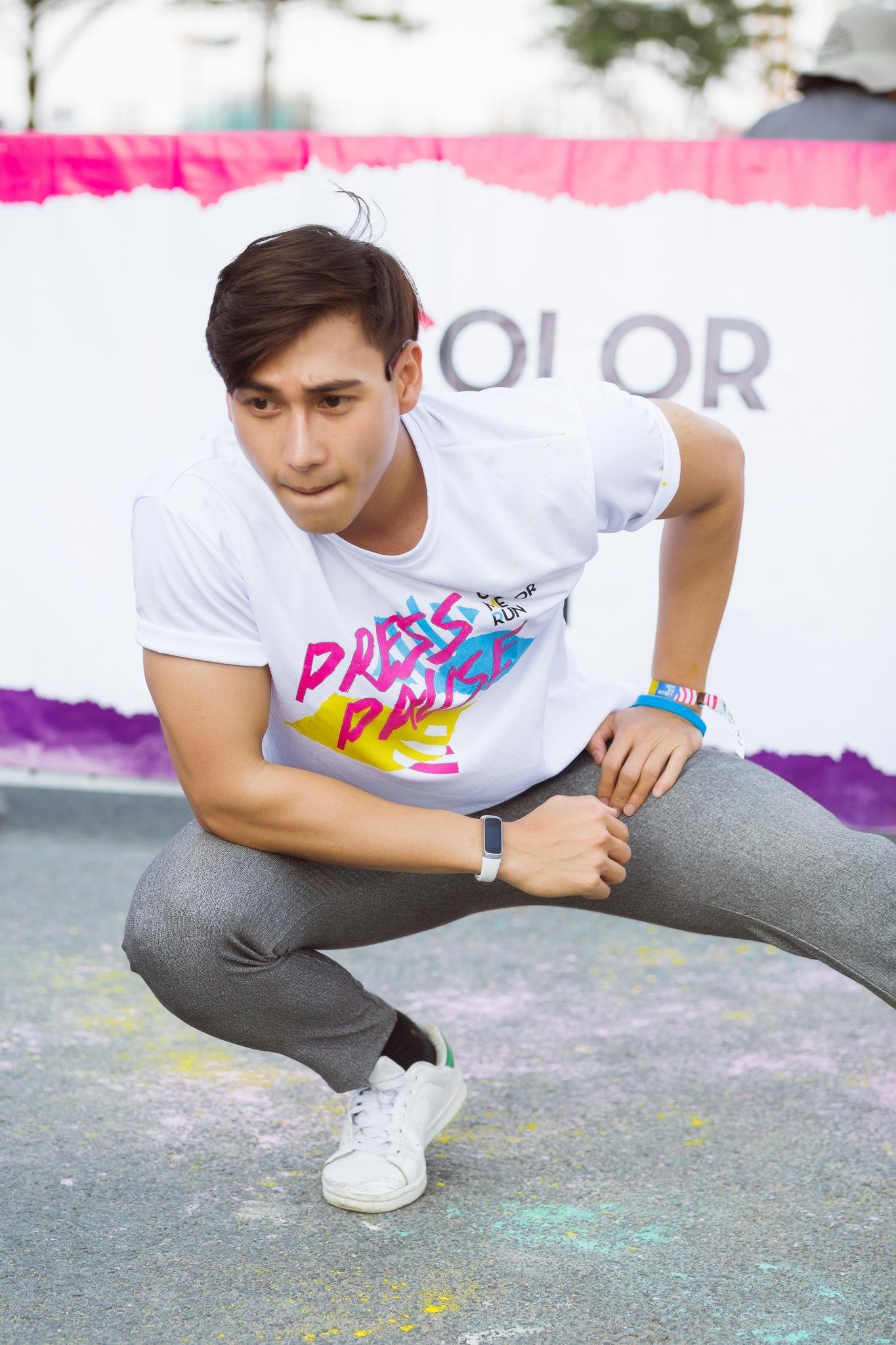 Samsung,  vòng đeo sức khỏe,  Galaxy Fit  ảnh 13 Samsung,  vong deo suc khoe,  Galaxy Fit anh 13
