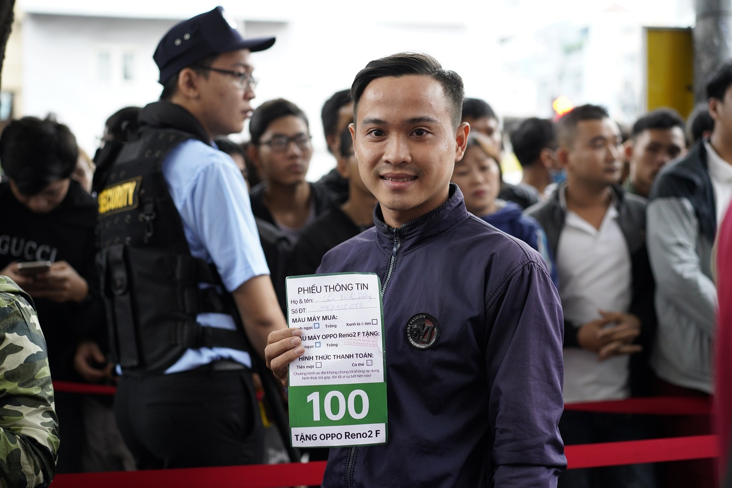 khuyen mai OPPO Reno2 F - 1 cho ban,  1 cho gia dinh anh 3