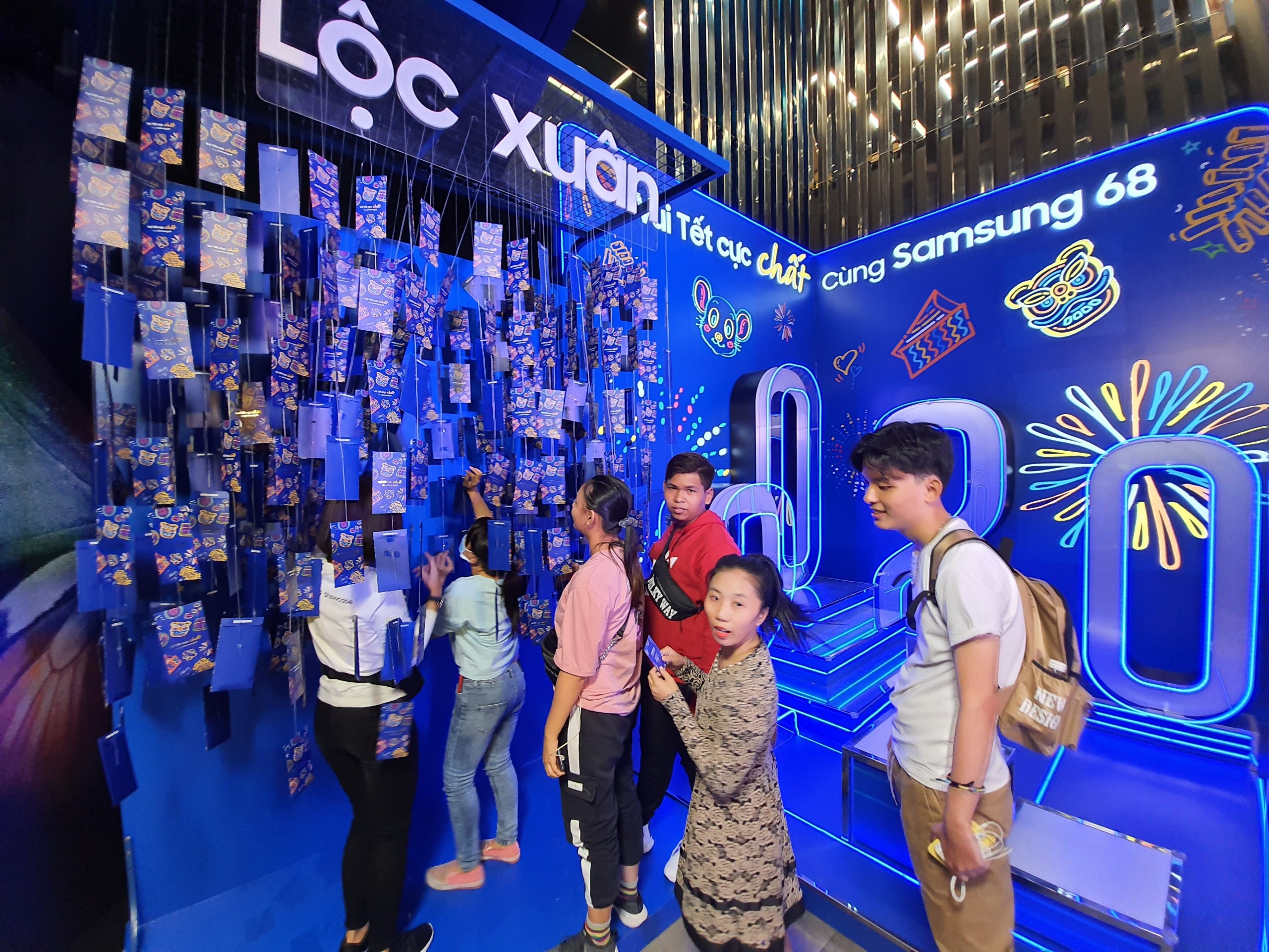 Samsung 68 trung tâm công nghệ  ảnh 2 Samsung 68 trung tam cong nghe anh 2