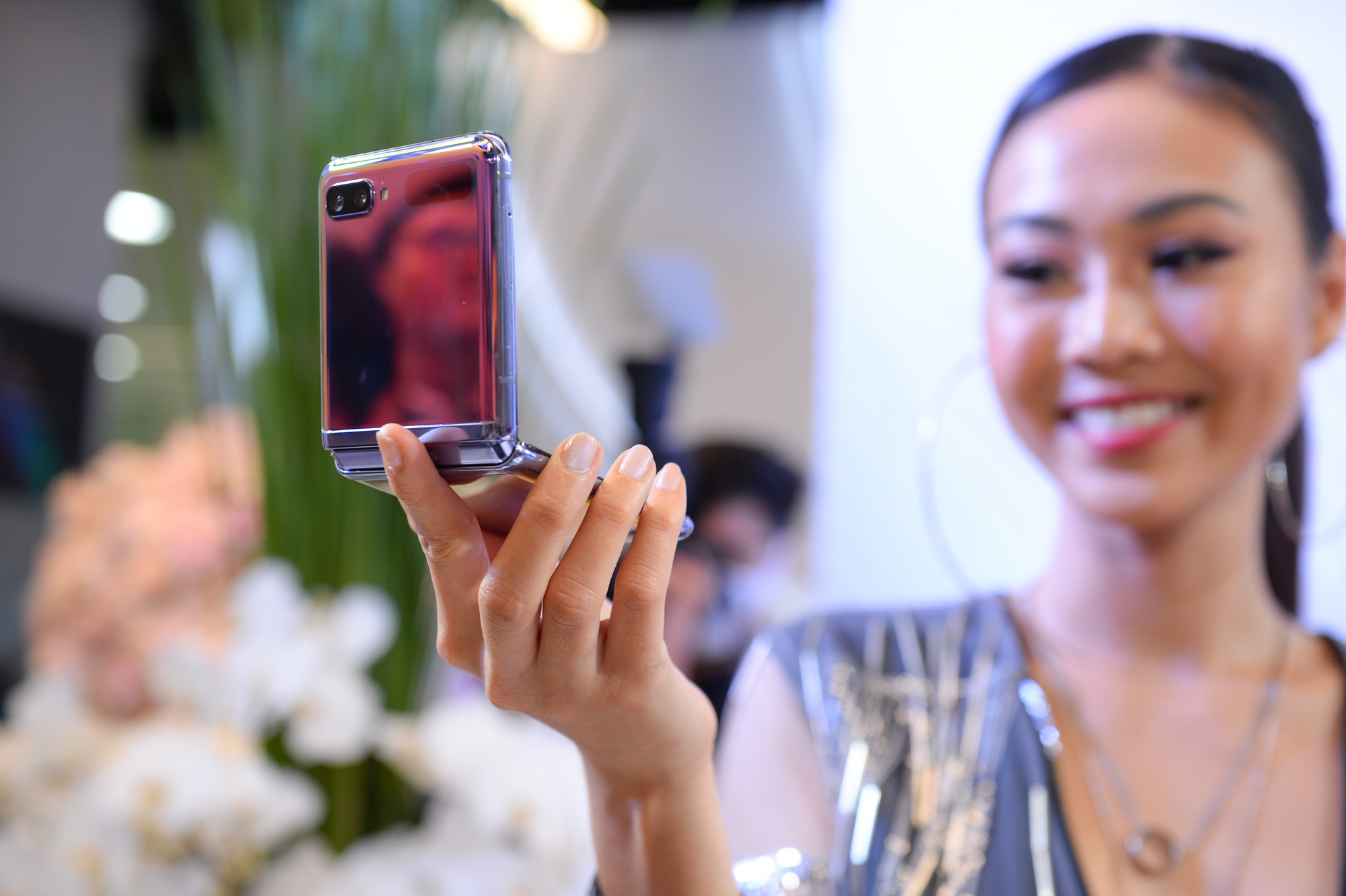 Smartphone man hinh gap Samsung anh 7