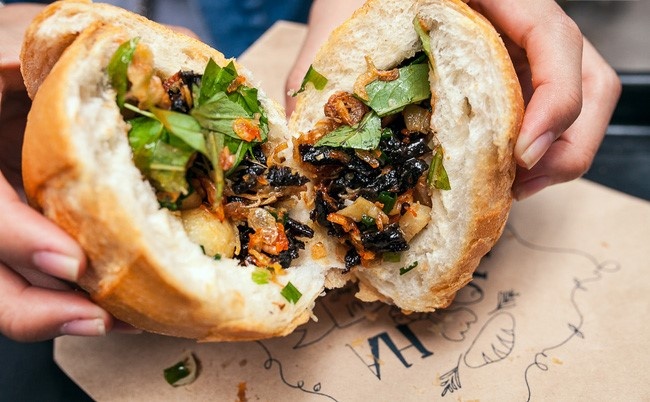 5 kieu banh mi doc dao, thu hut gioi tre Sai thanh hinh anh