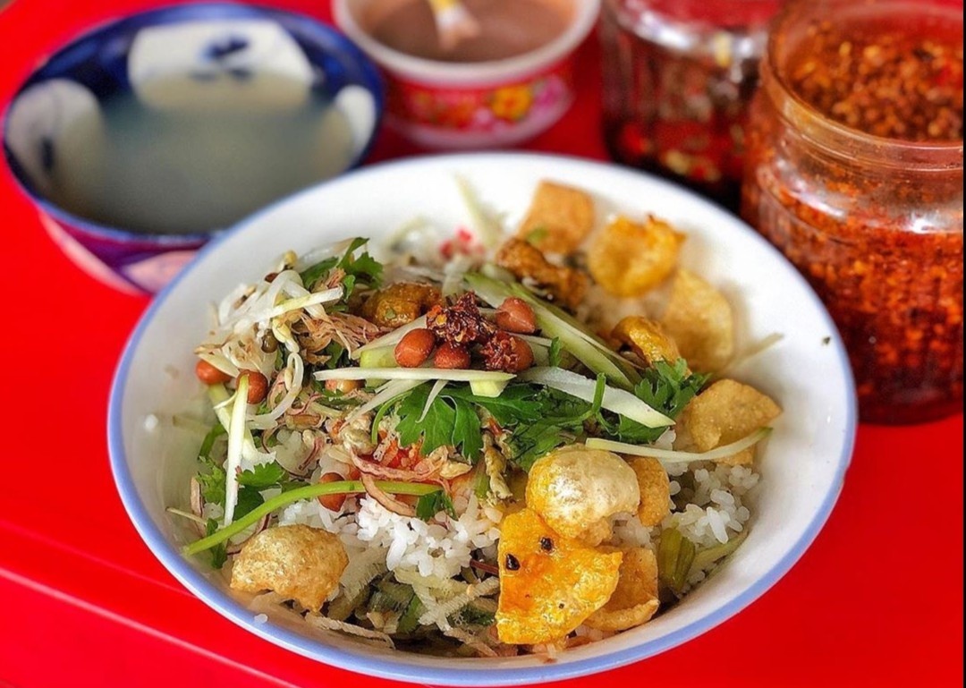 4 mon com chinh phuc du khach tai Viet Nam hinh anh