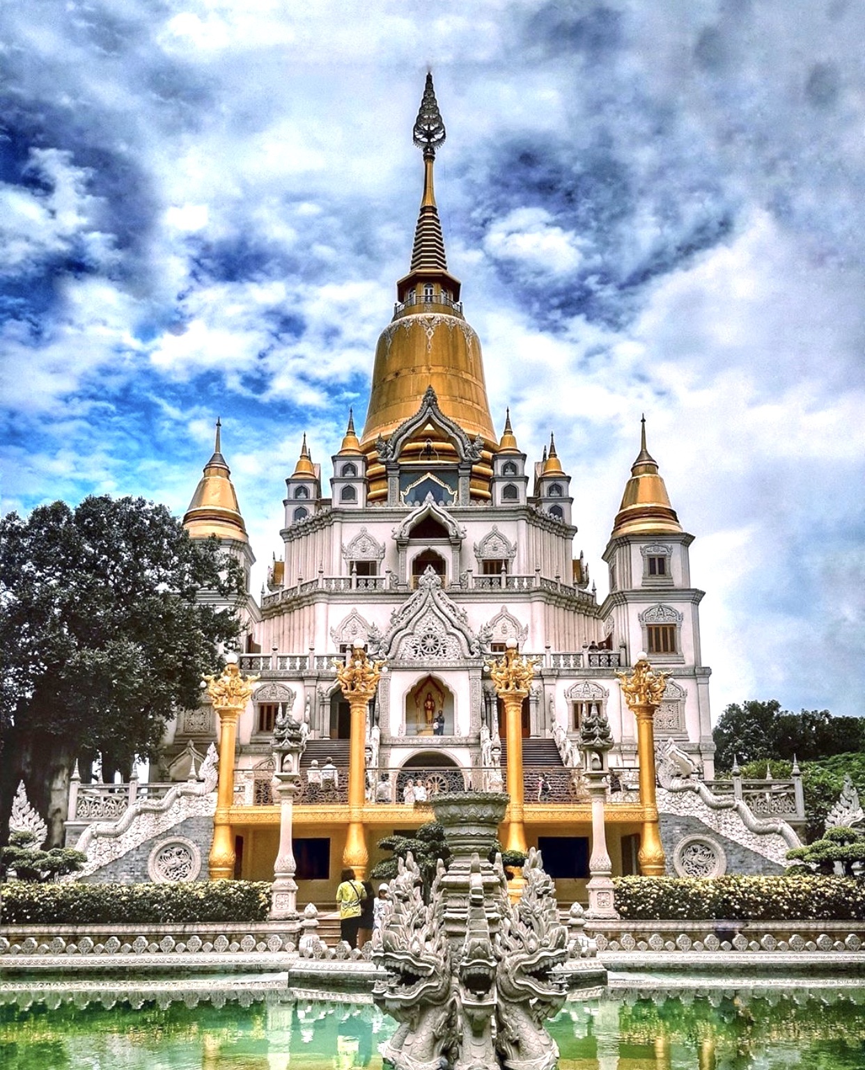 Nhung ngoi chua noi tieng Viet Nam anh 4