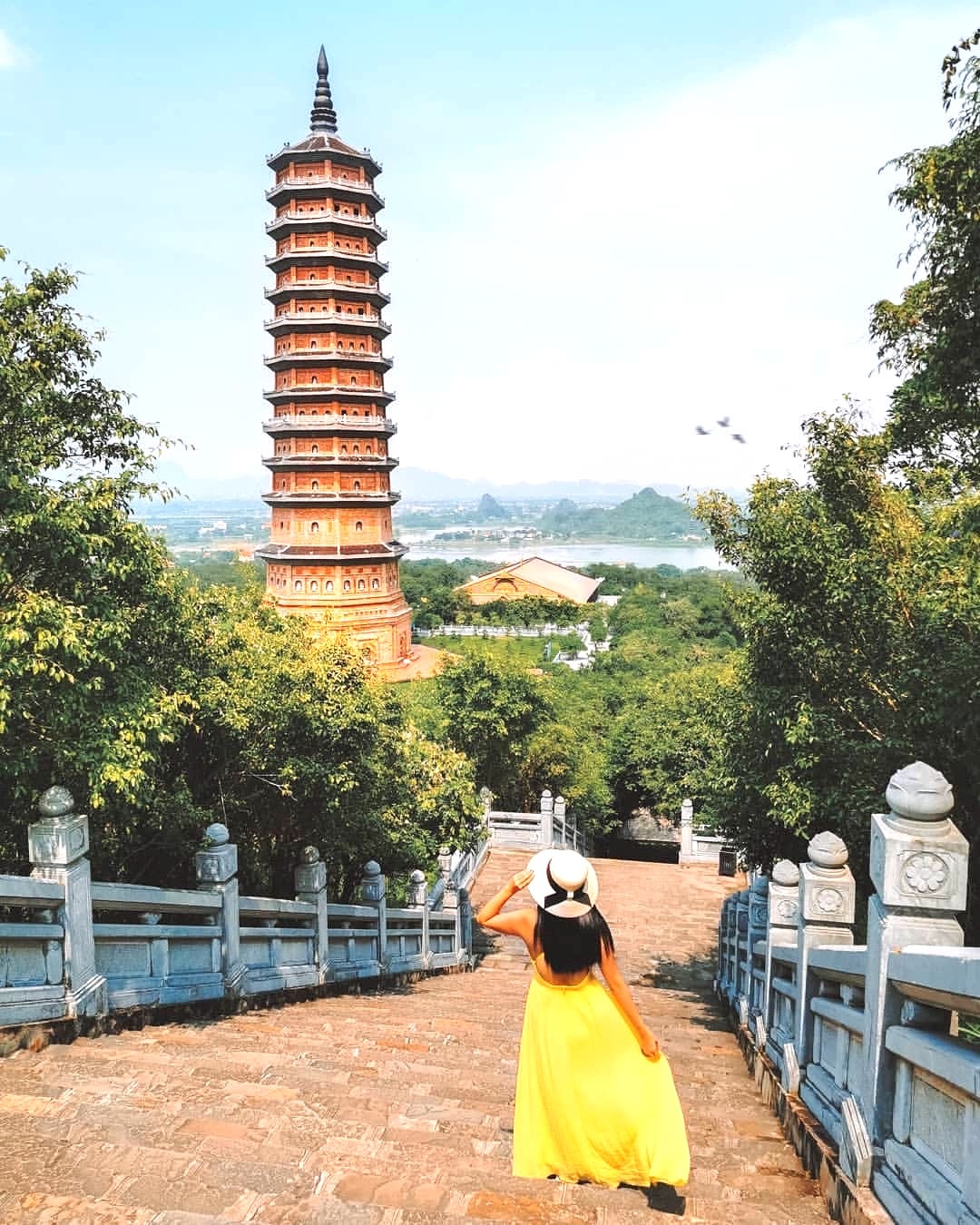 Nhung ngoi chua noi tieng Viet Nam anh 8