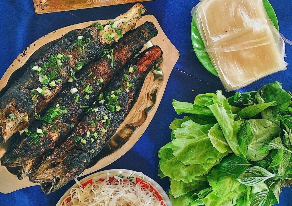 Ca loc nuong trui la dac san cua vung nao? hinh anh