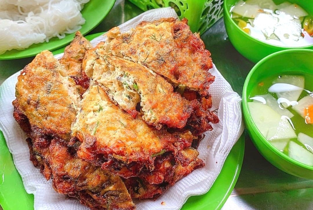 Cha ruoi va 6 mon ten la khien thuc khach to mo hinh anh