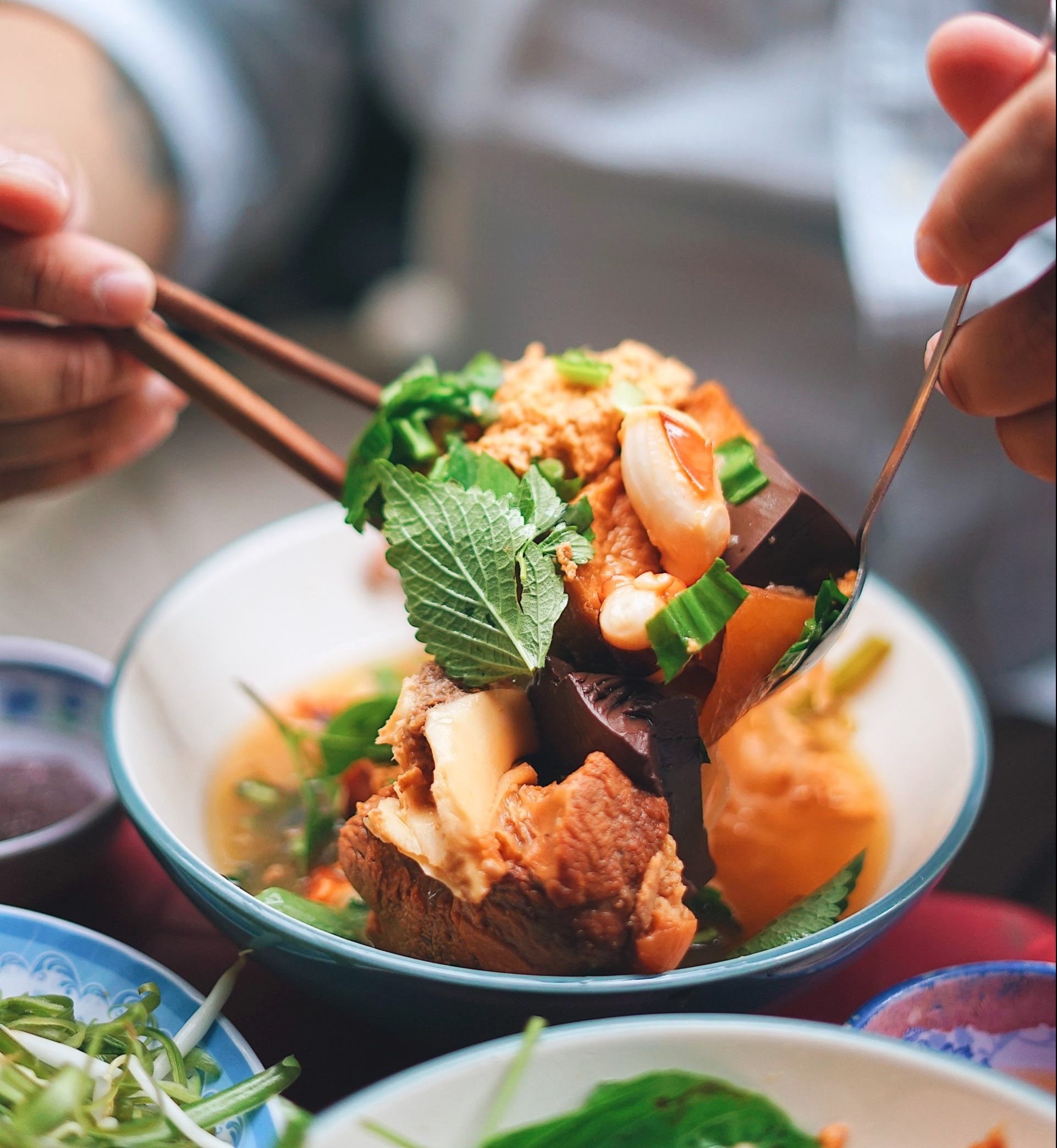 Món bún hút khách tại Sài Gòn ảnh 3 Mon bun hut khach tai Sai Gon anh 3