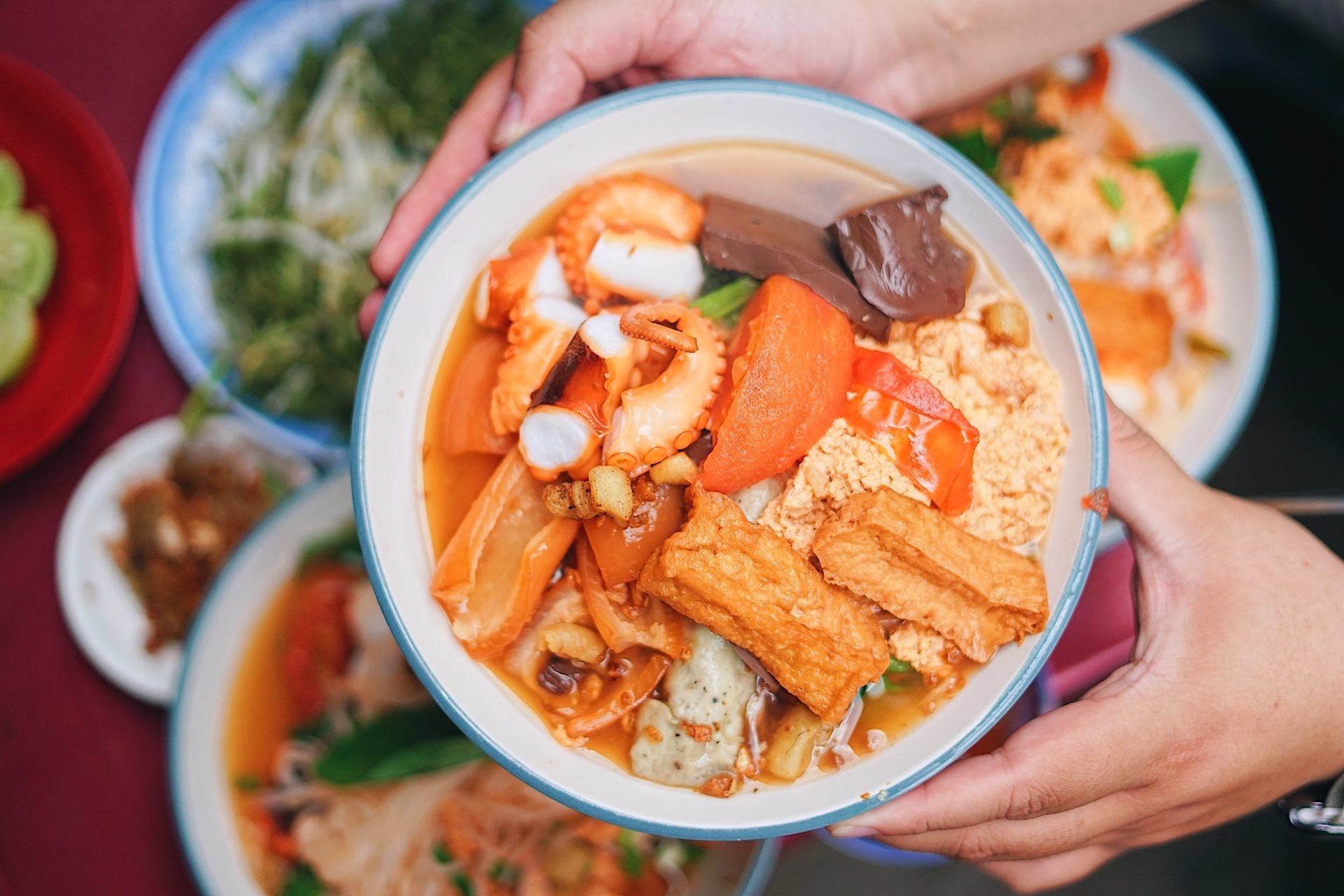 Món bún hút khách tại Sài Gòn ảnh 1 Mon bun hut khach tai Sai Gon anh 1