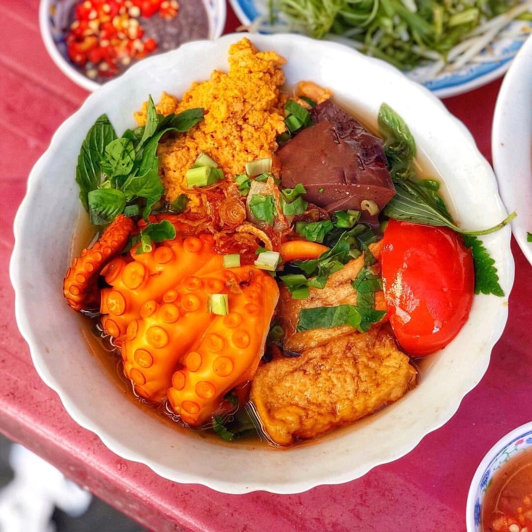 Mon bun hut khach tai Sai Gon anh 4