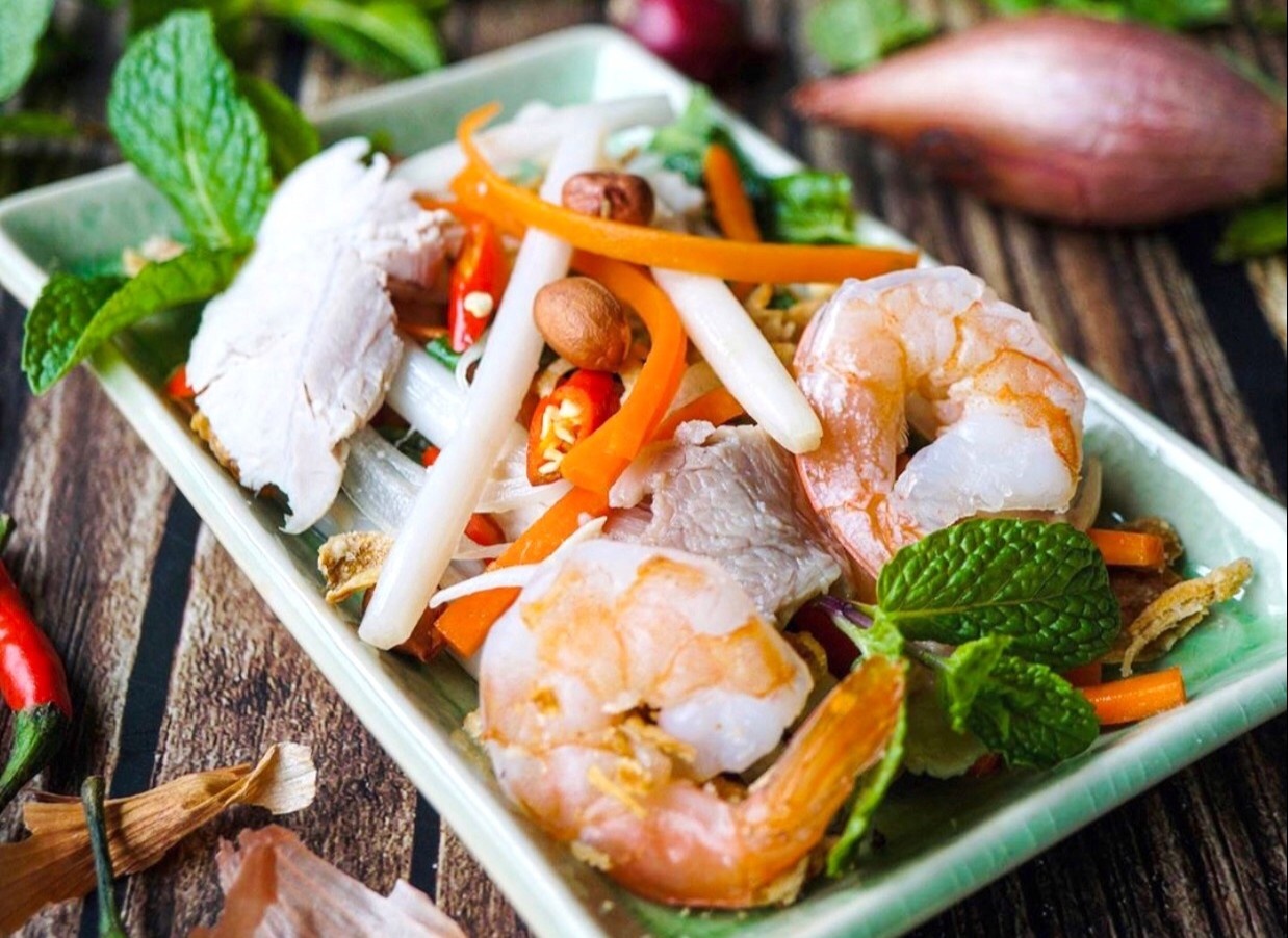 Goi ngo sen va 3 mon tu sen thanh mat cho mua he hinh anh